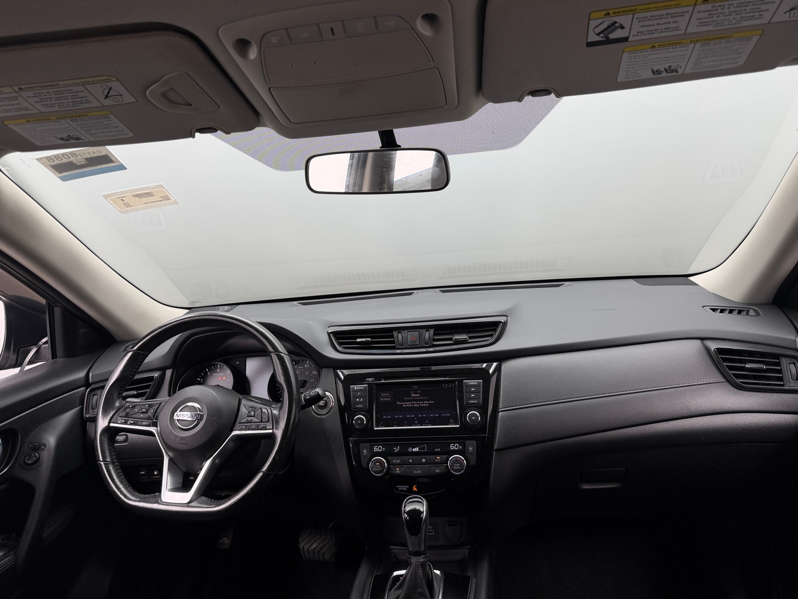 Thumbnail: 2018 Nissan Rogue - 3