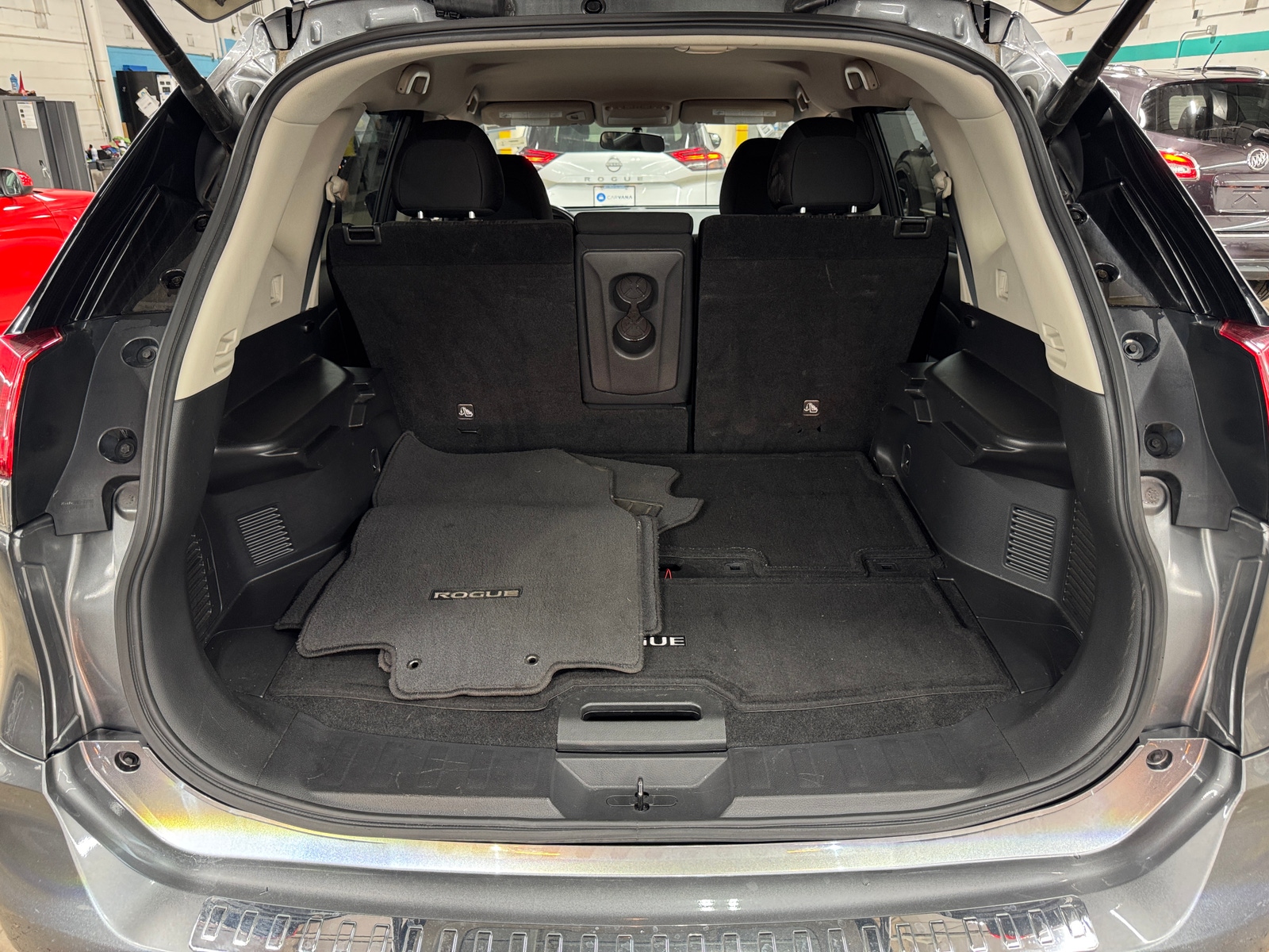 Thumbnail: 2018 Nissan Rogue - 7