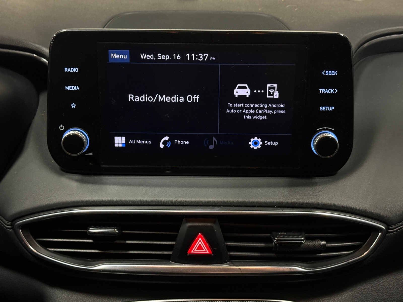 Thumbnail: 2021 Hyundai Santa Fe - 4