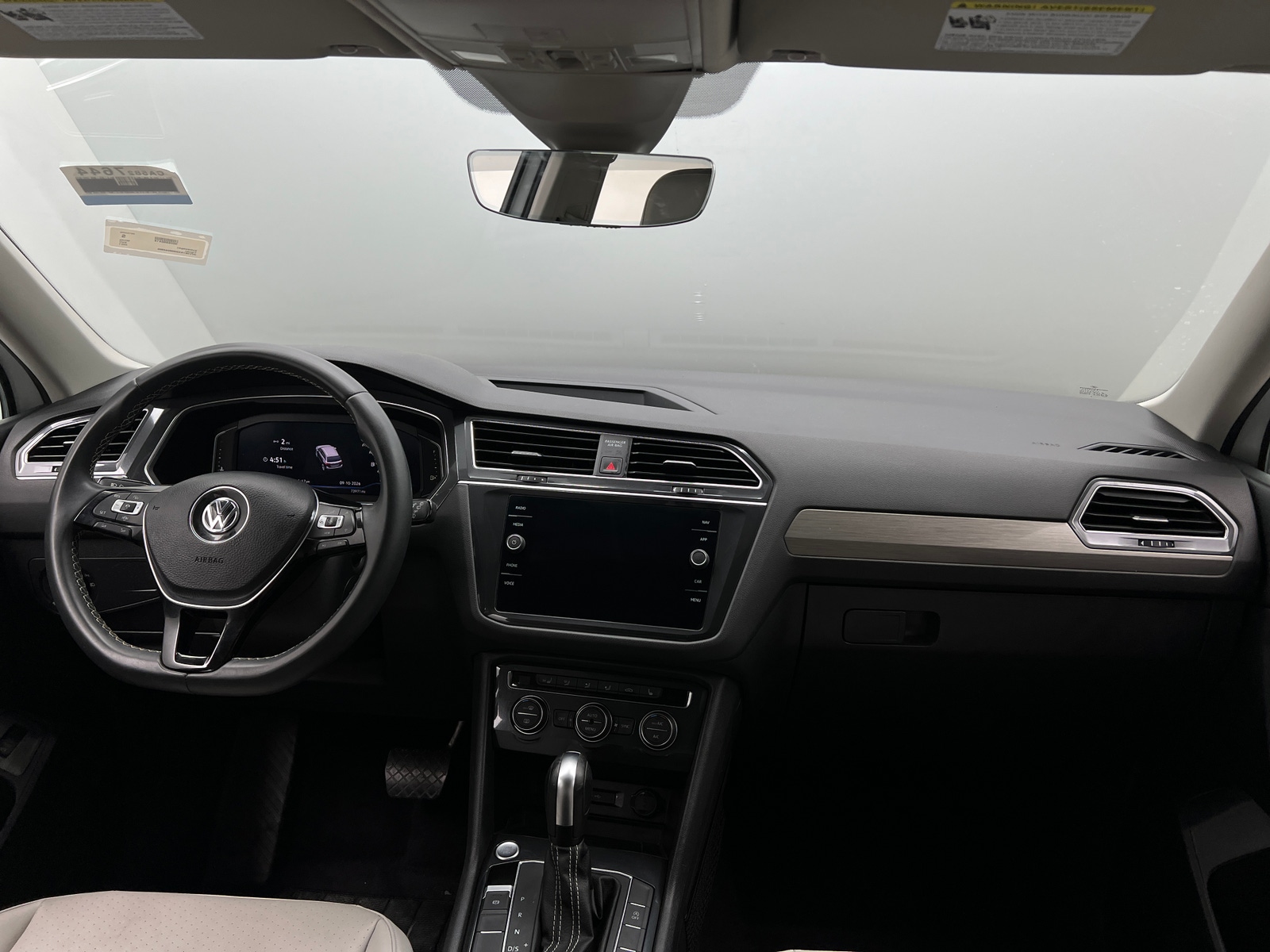 Thumbnail: 2021 Volkswagen Tiguan - 3
