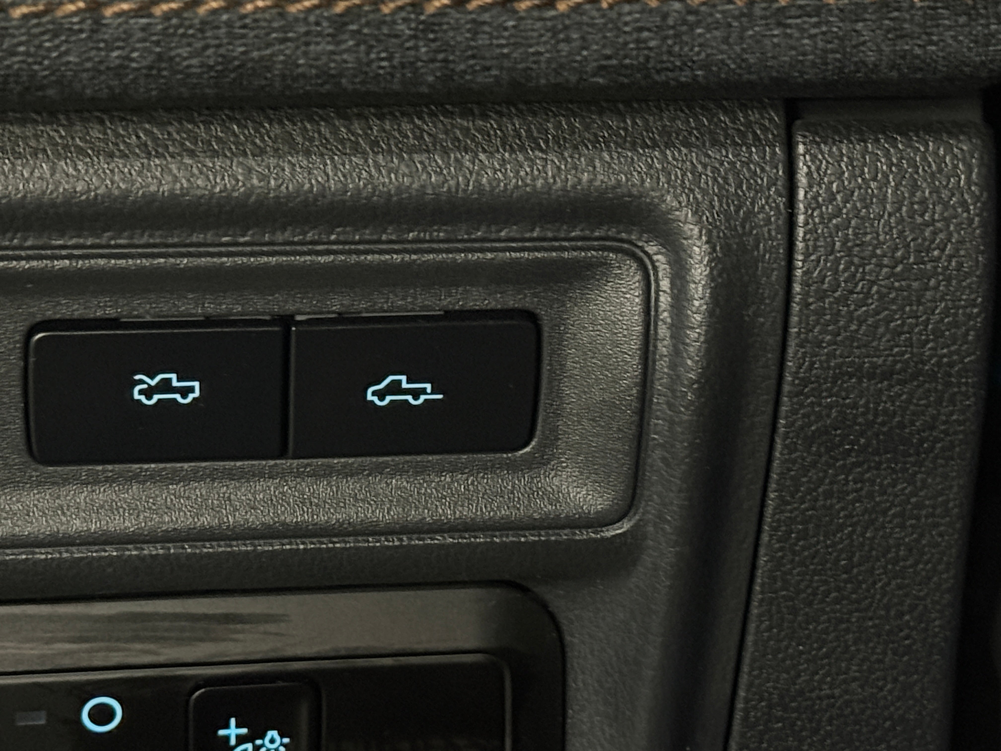 Used 2023 Ford F-150 Lightning Lariat with VIN 1FTVW1EL8PWG19062 for sale in Auburn, WA
