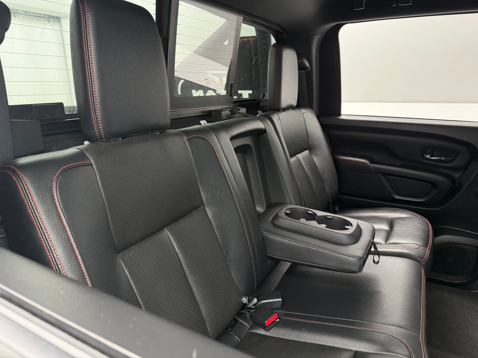 Thumbnail: 2020 Nissan Titan - 5