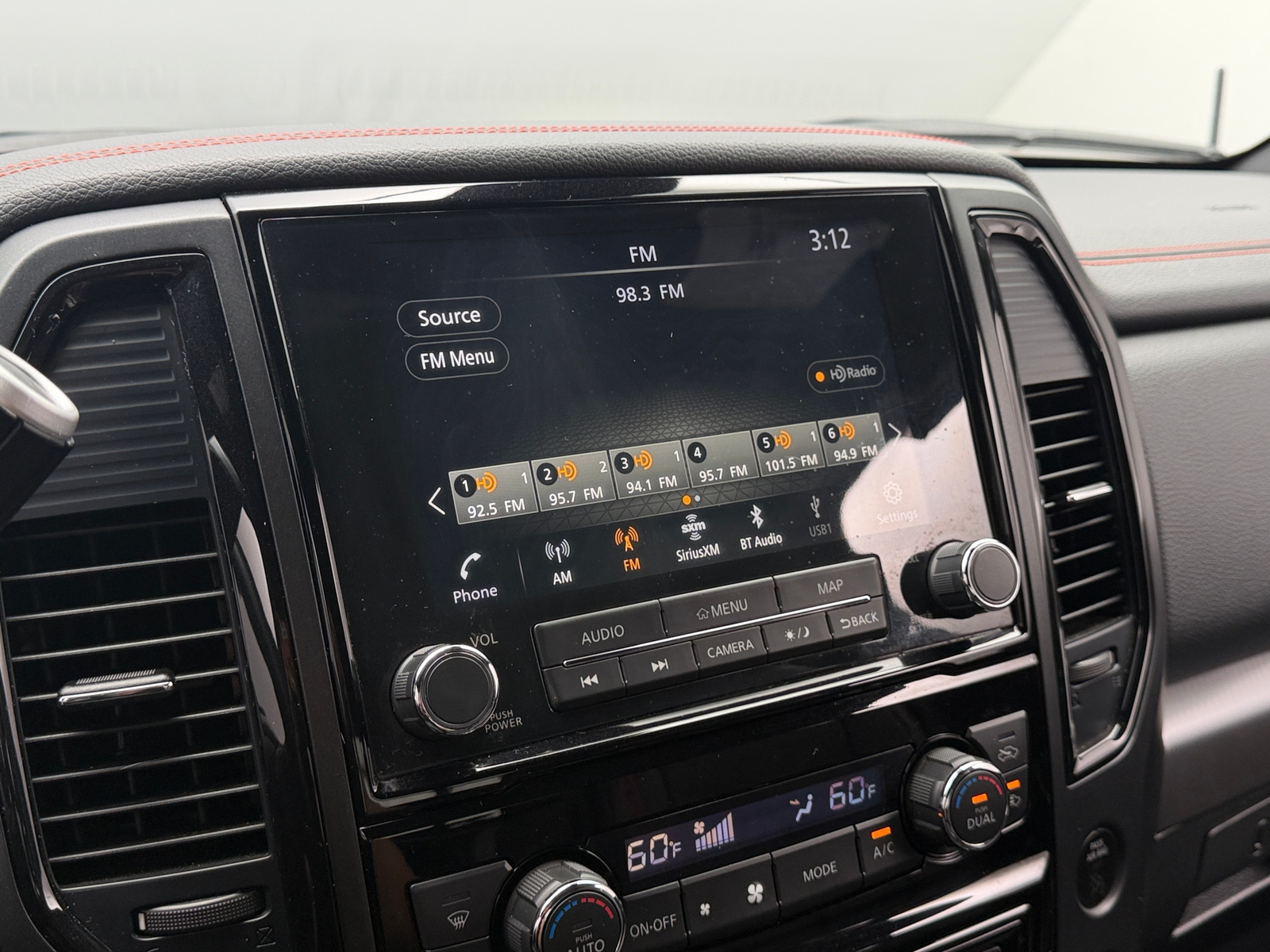 Thumbnail: 2020 Nissan Titan - 3