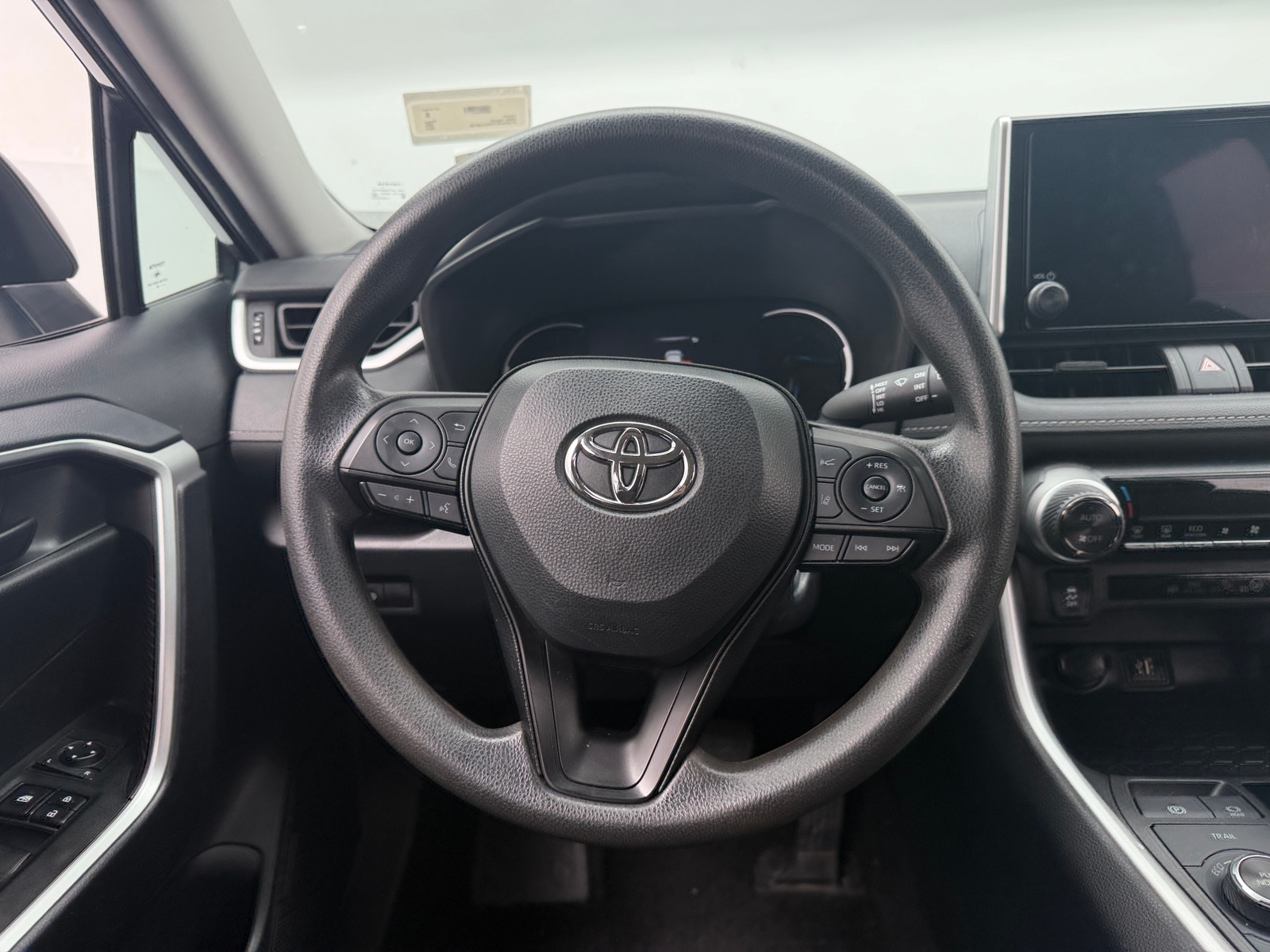 Thumbnail: 2024 Toyota RAV4 - 5