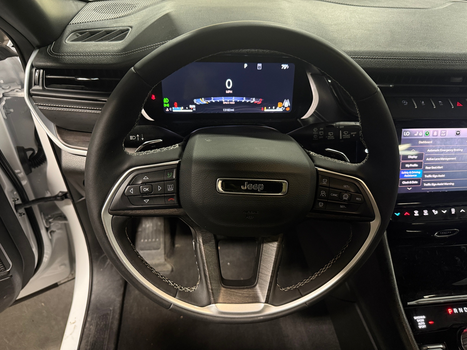 Thumbnail: 2026 Jeep Grand Cherokee - 4