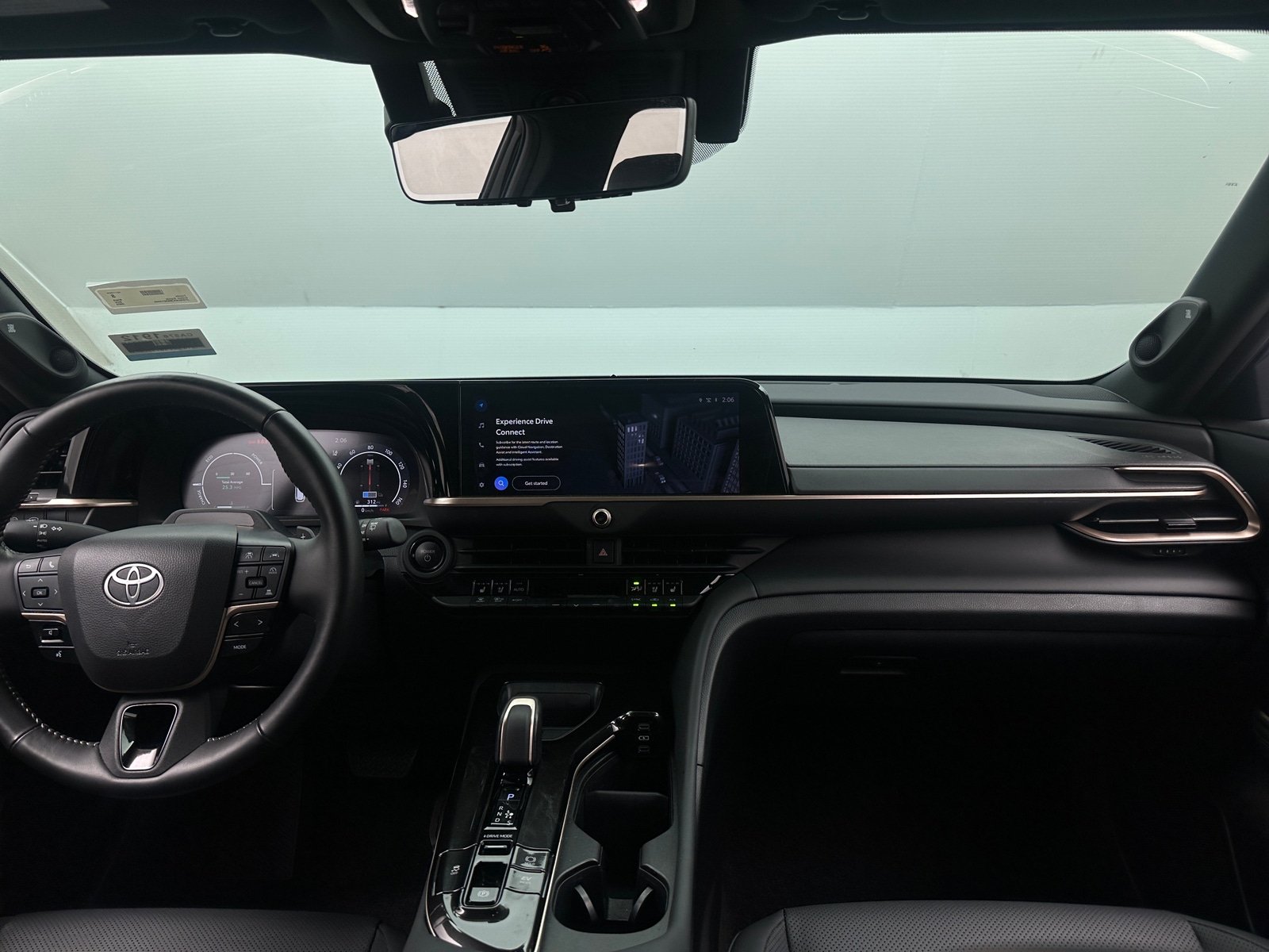 Thumbnail: 2025 Toyota Crown Signia - 2