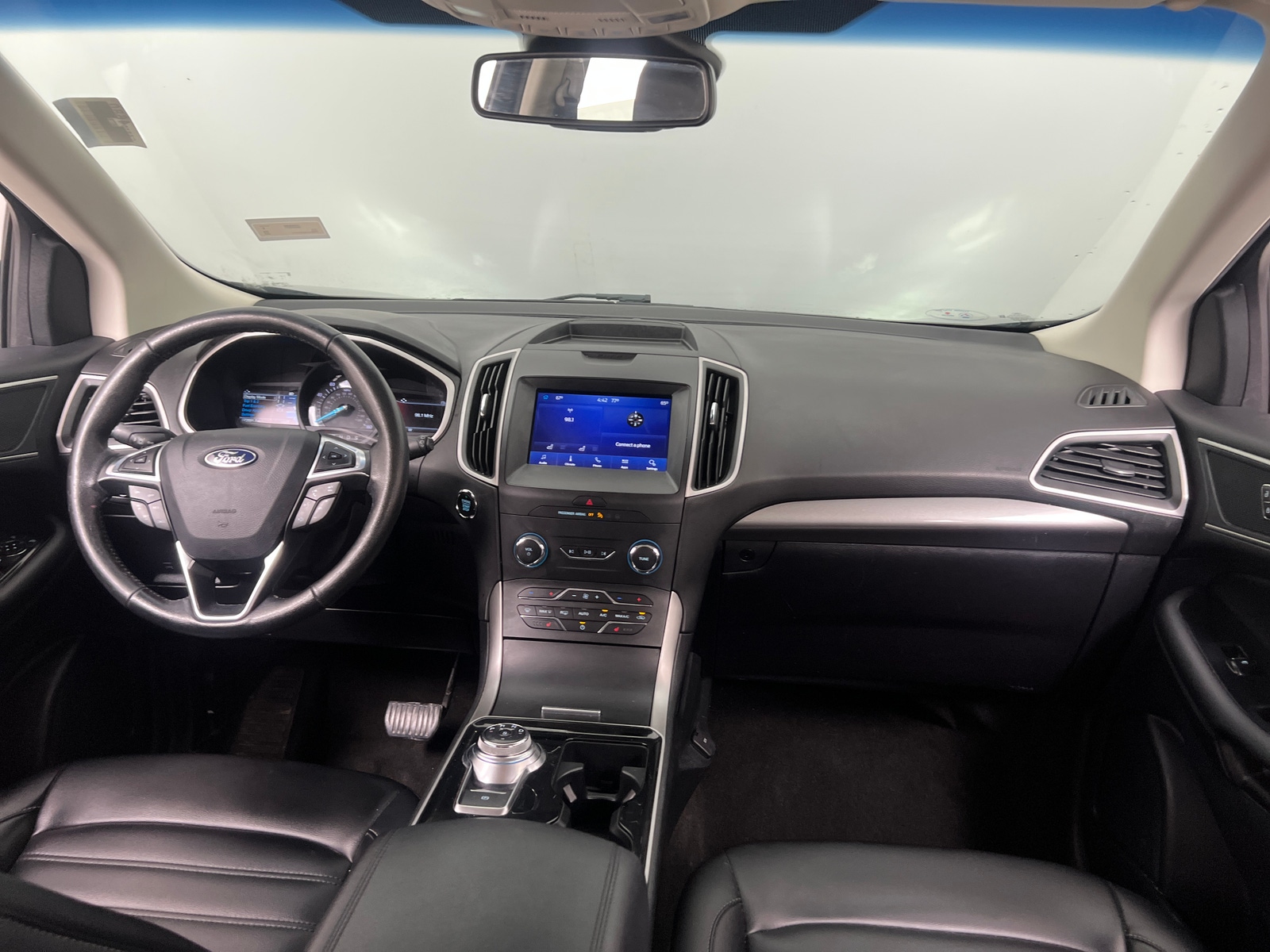 Thumbnail: 2020 Ford Edge - 2