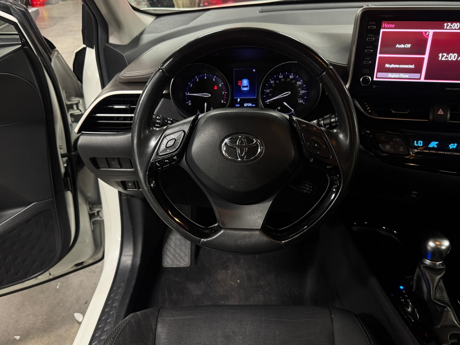 Thumbnail: 2020 Toyota C-HR - 4