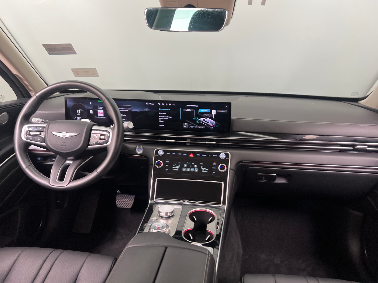Thumbnail: 2026 Genesis GV80 - 2