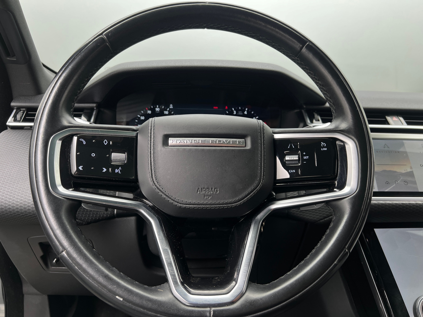 Thumbnail: 2021 Land Rover Range Rover Velar - 5