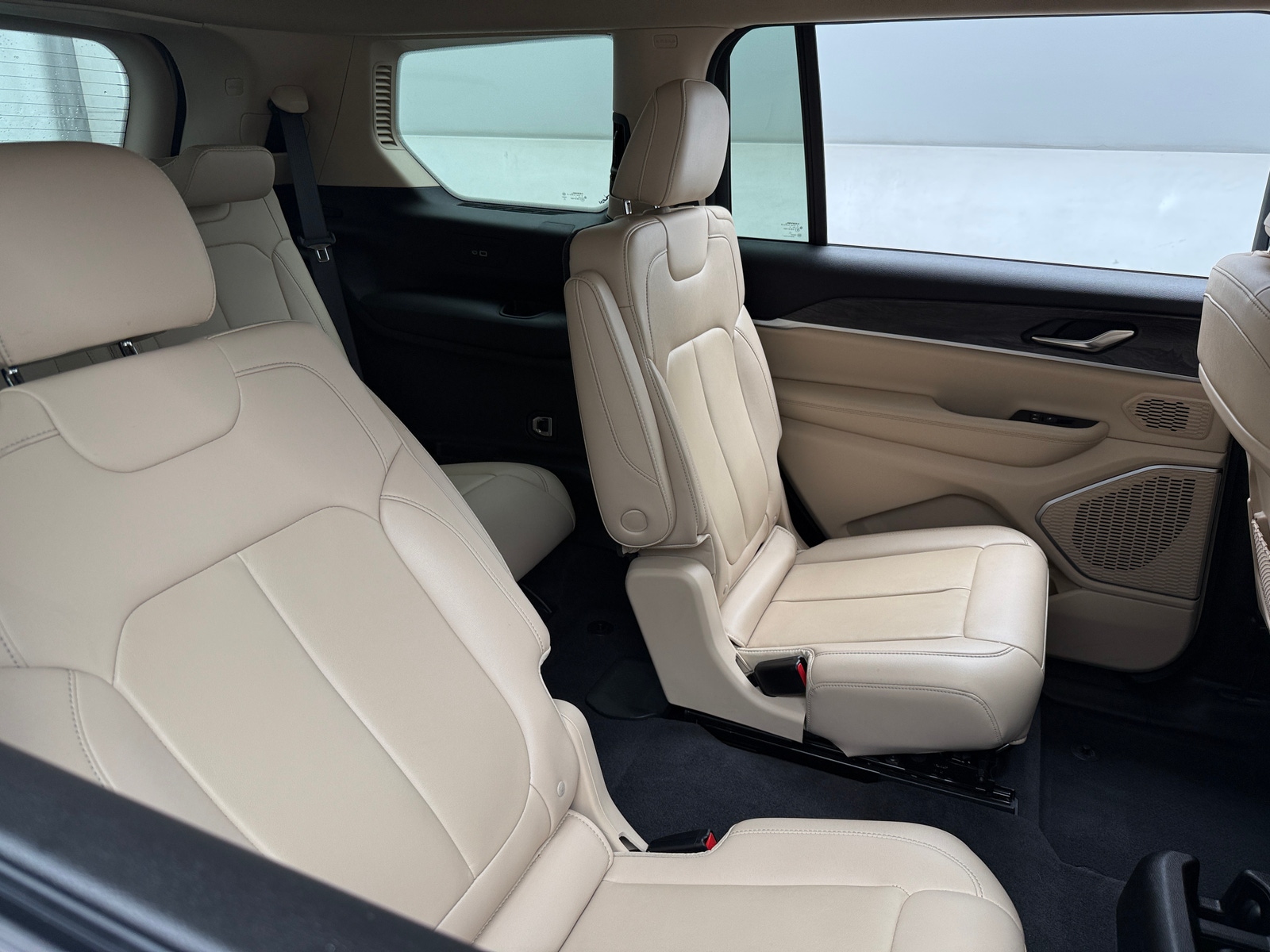 Thumbnail: 2021 Jeep Grand Cherokee L - 5