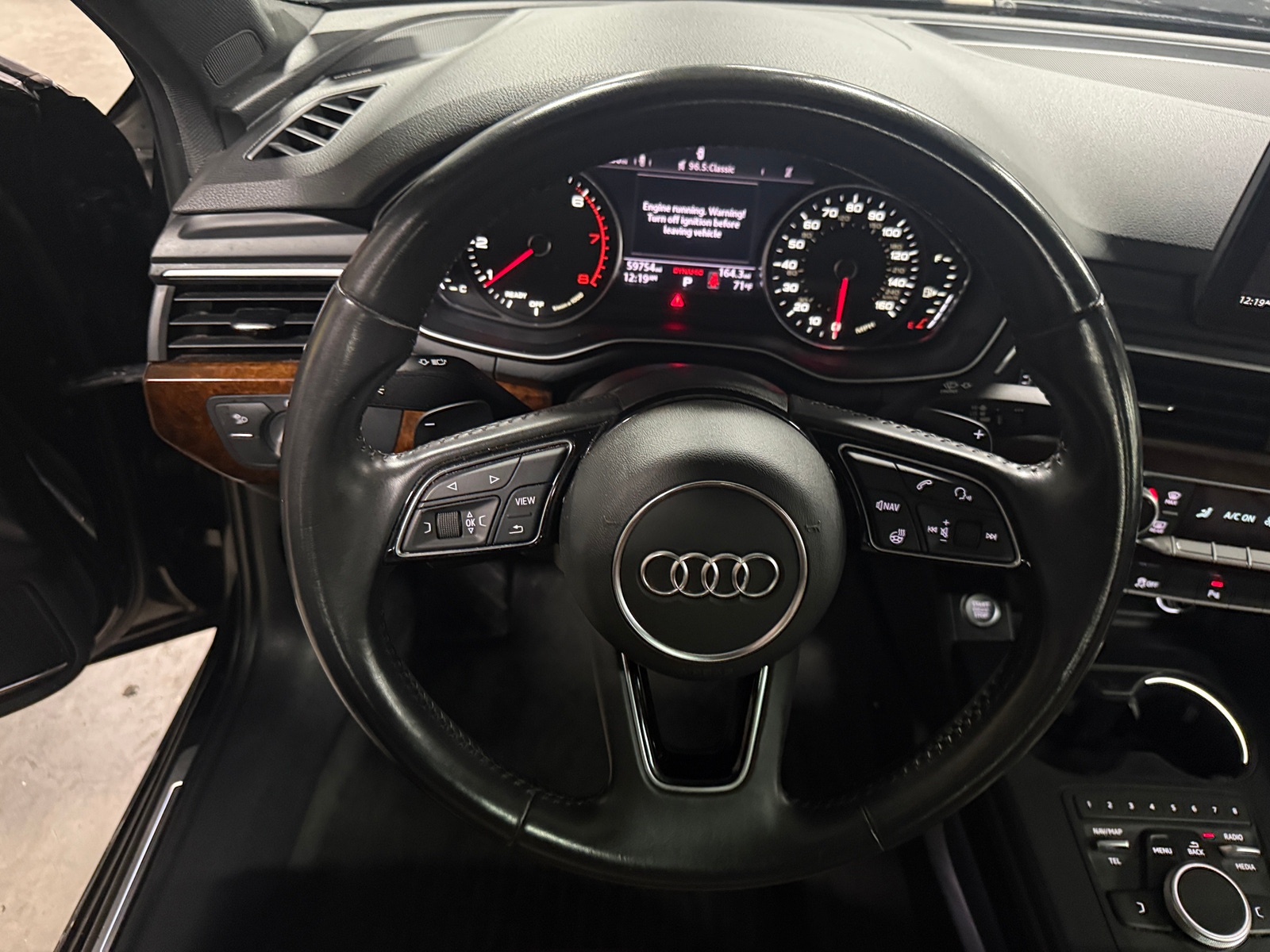 Thumbnail: 2018 Audi A4 - 4