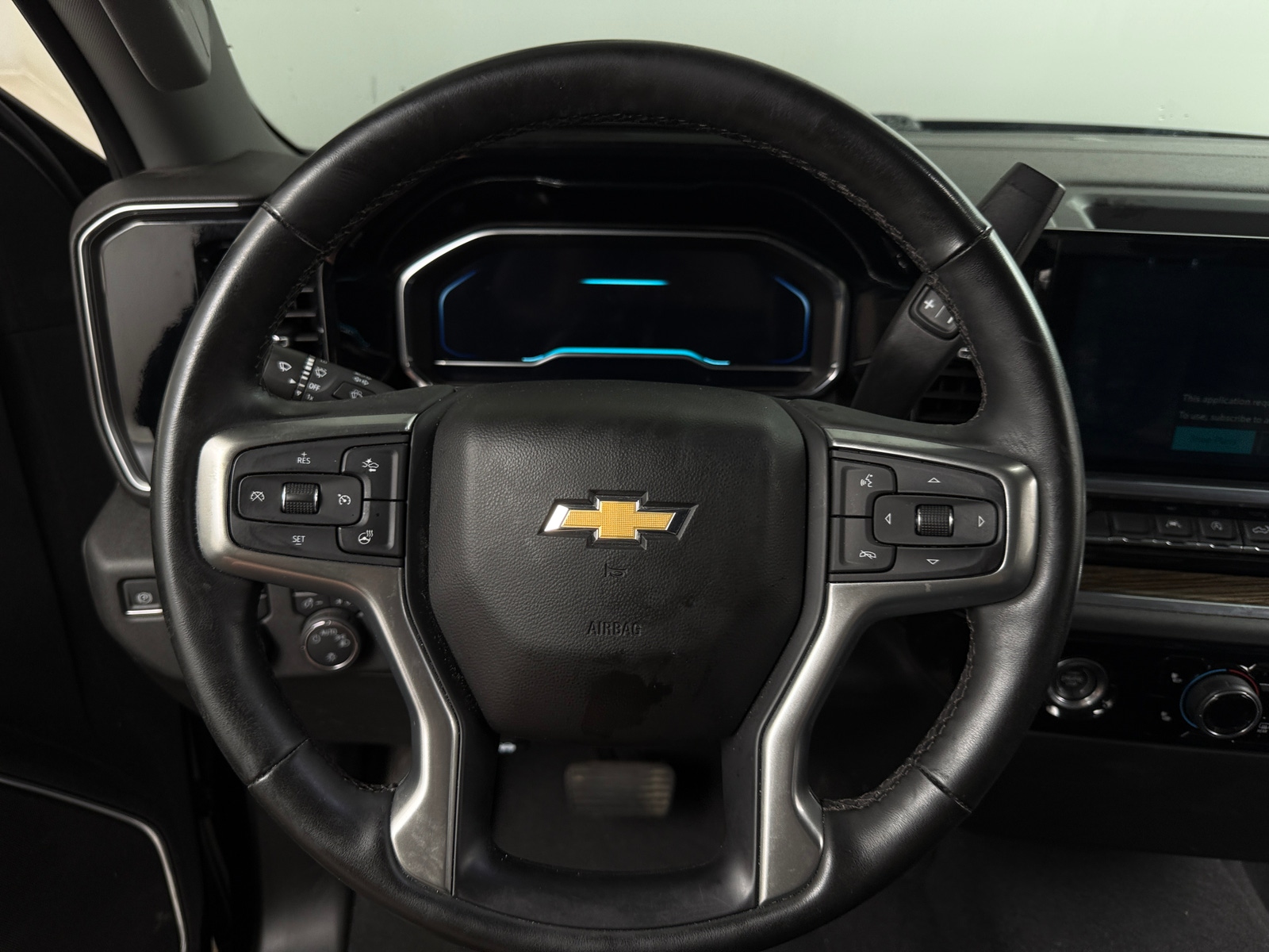 Thumbnail: 2023 Chevrolet Silverado 1500 - 5
