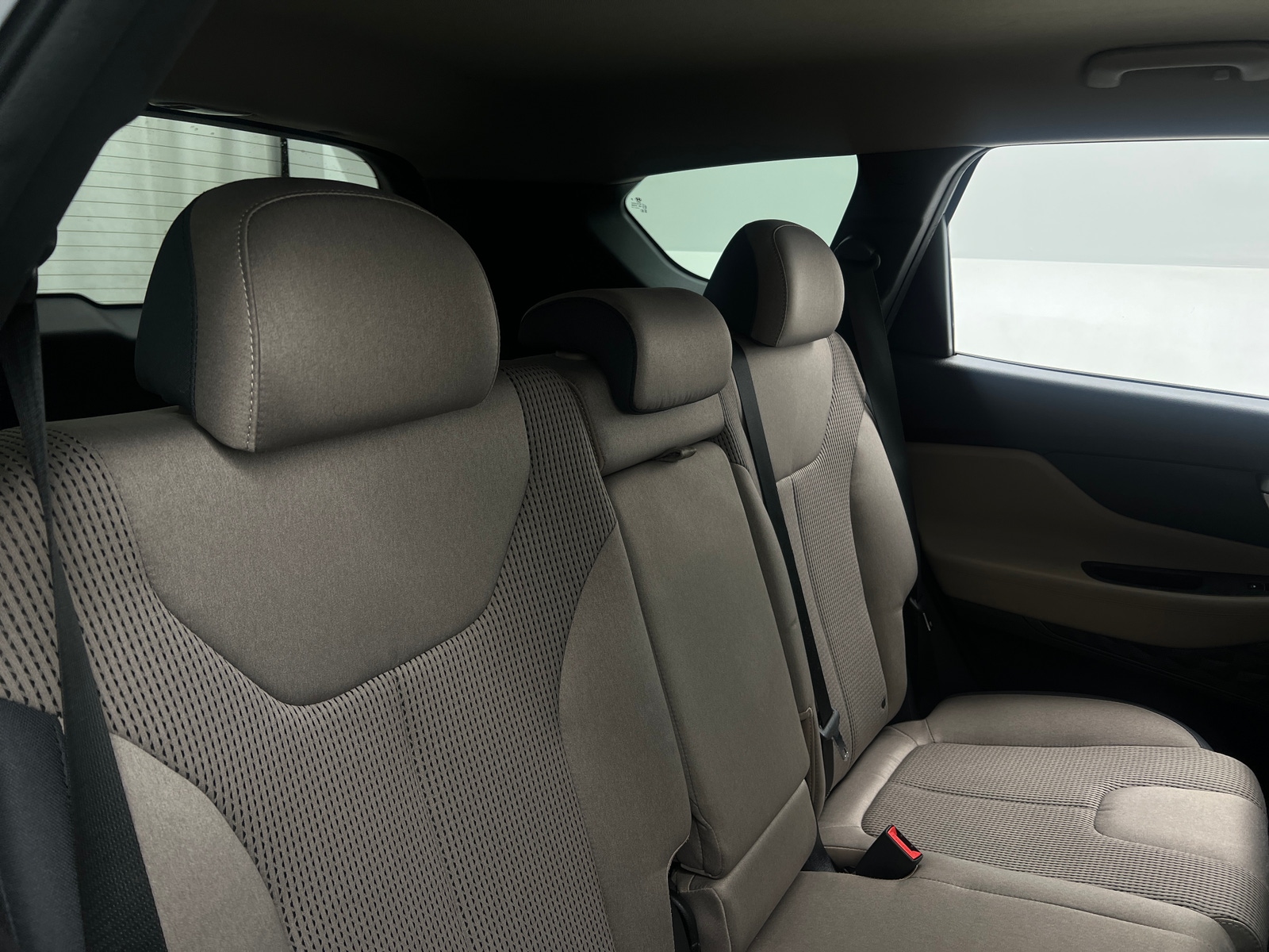 Thumbnail: 2020 Hyundai Santa Fe - 6