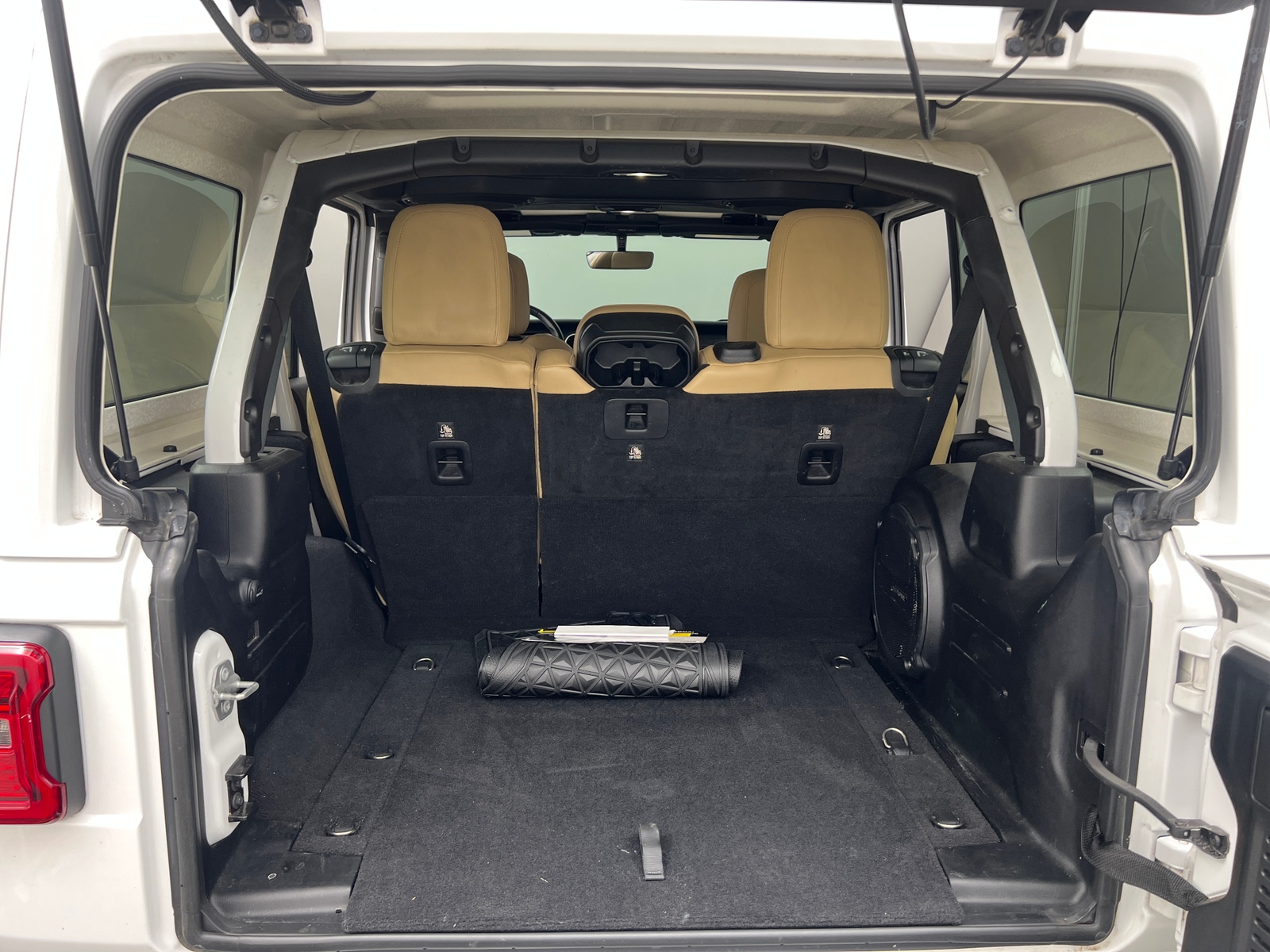 Thumbnail: 2018 Jeep Wrangler - 6