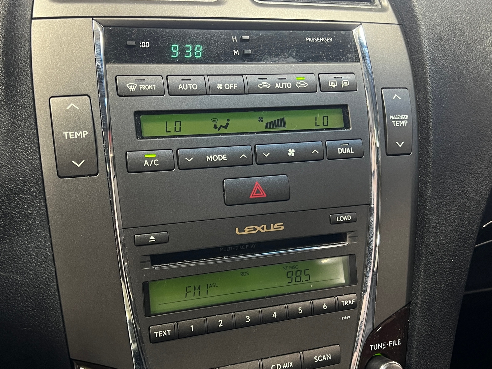 Thumbnail: 2010 Lexus ES - 4