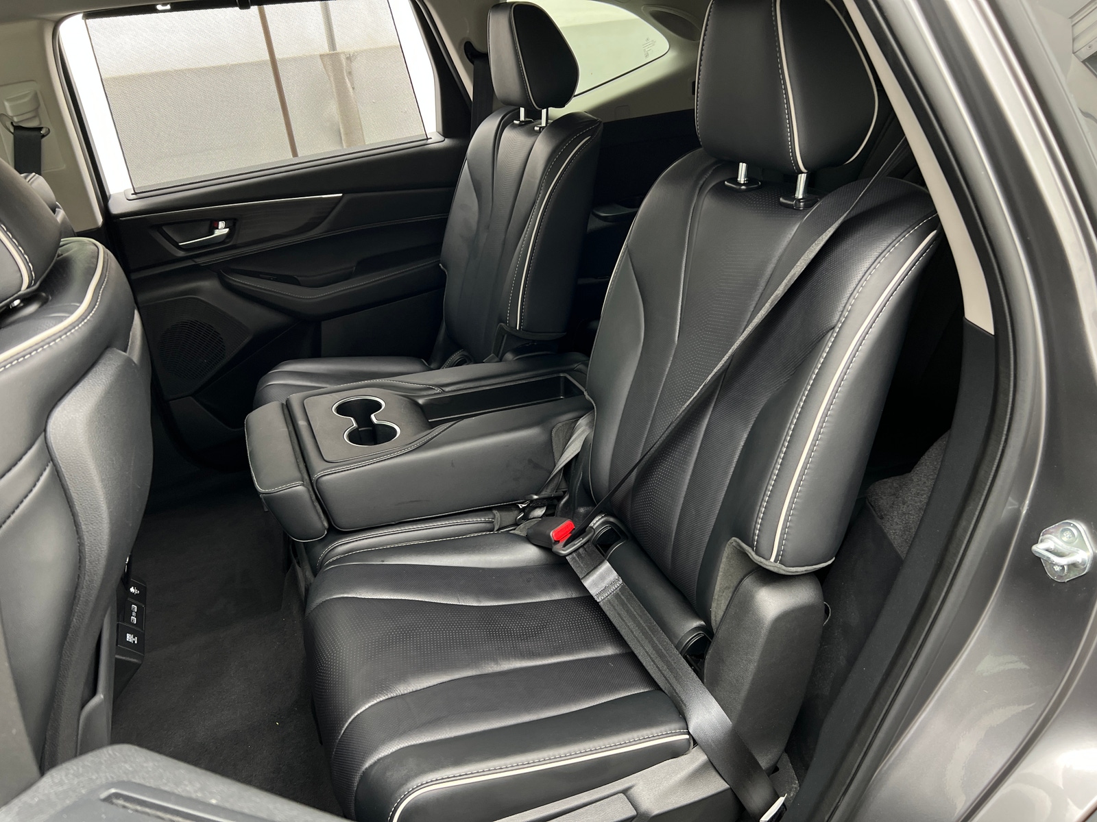 Thumbnail: 2024 Acura MDX - 5