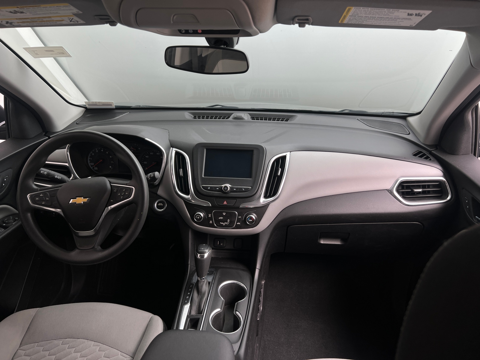 Thumbnail: 2018 Chevrolet Equinox - 3