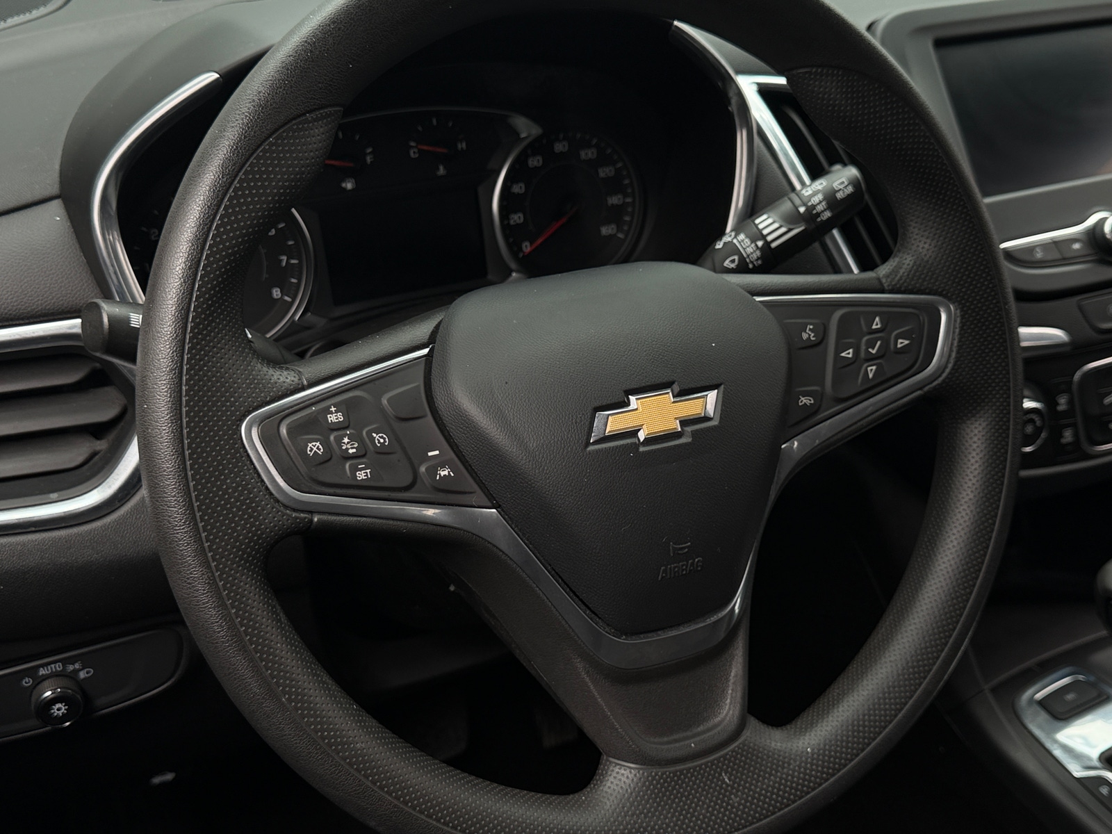 Thumbnail: 2023 Chevrolet Equinox - 5
