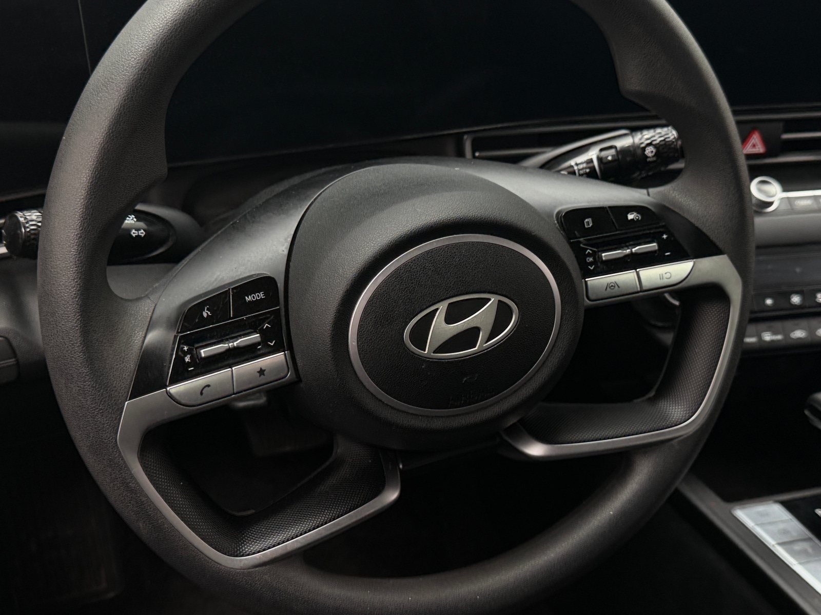 Thumbnail: 2024 Hyundai Elantra - 5
