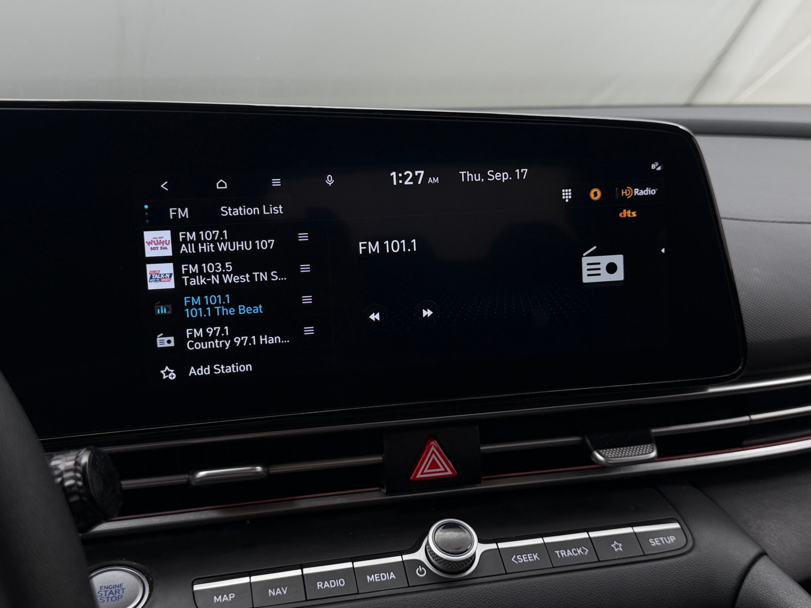Thumbnail: 2024 Hyundai Elantra - 4