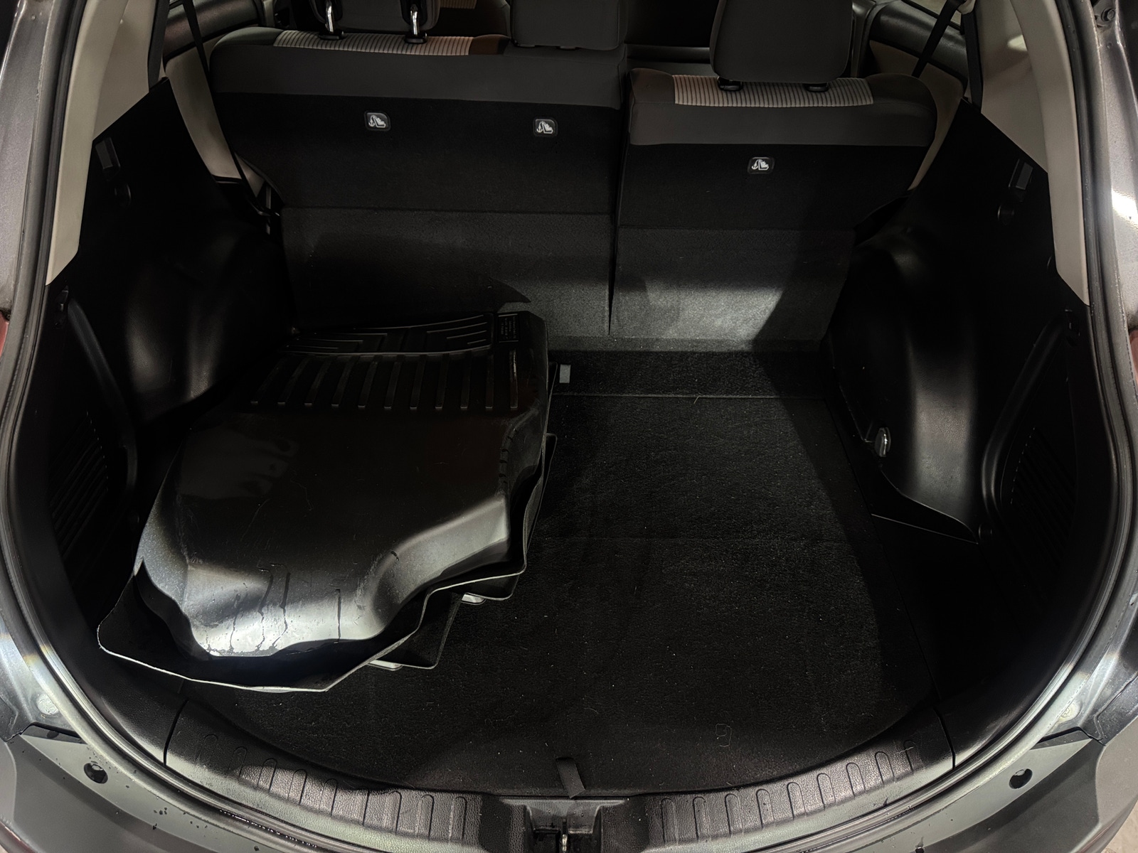 Thumbnail: 2014 Toyota RAV4 - 7