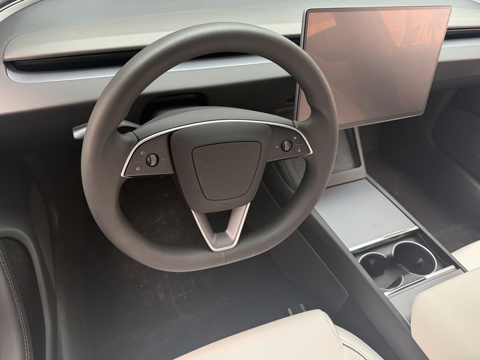 Thumbnail: 2026 Tesla Model 3 - 4