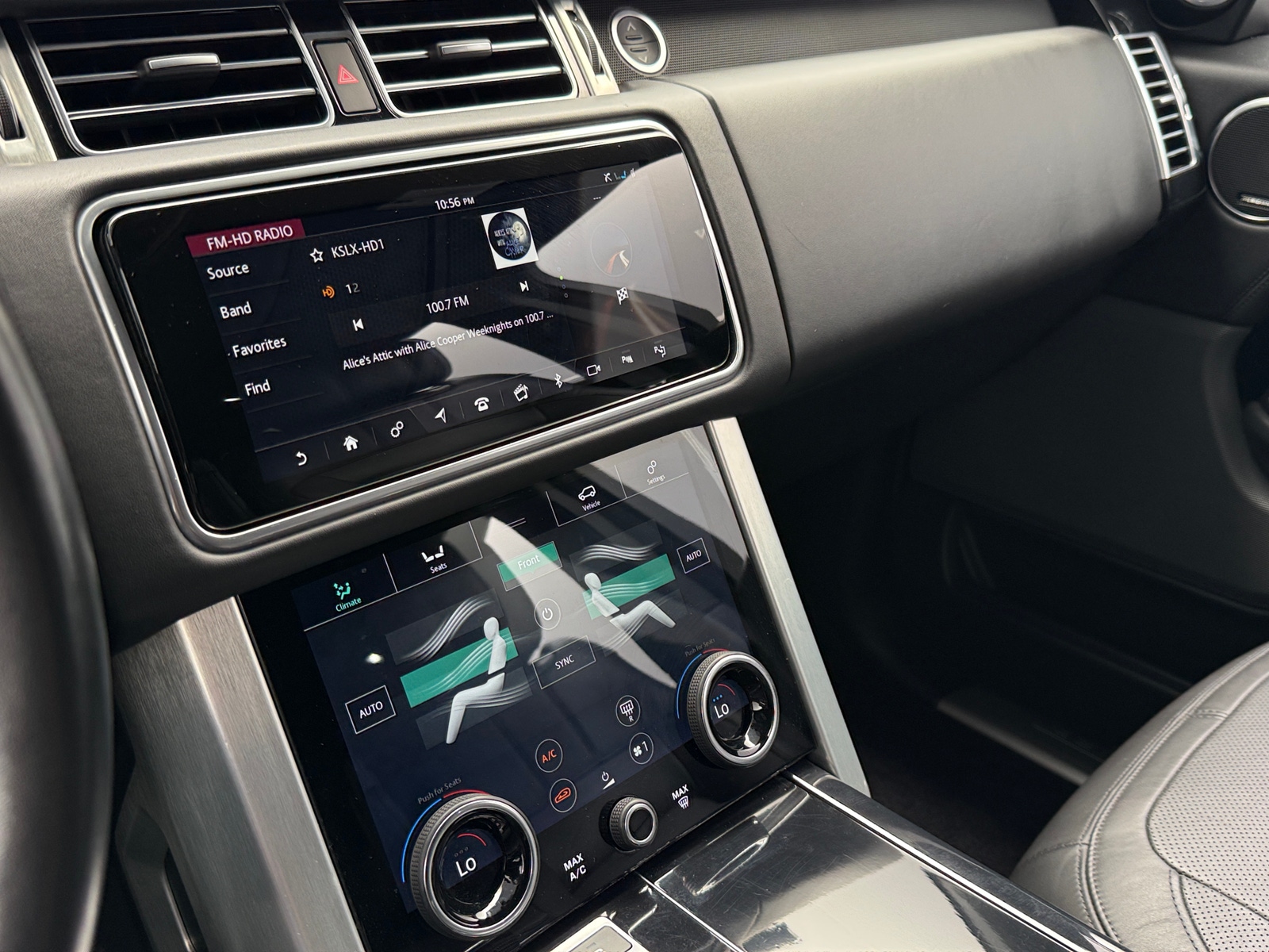 Thumbnail: 2019 Land Rover Range Rover - 3