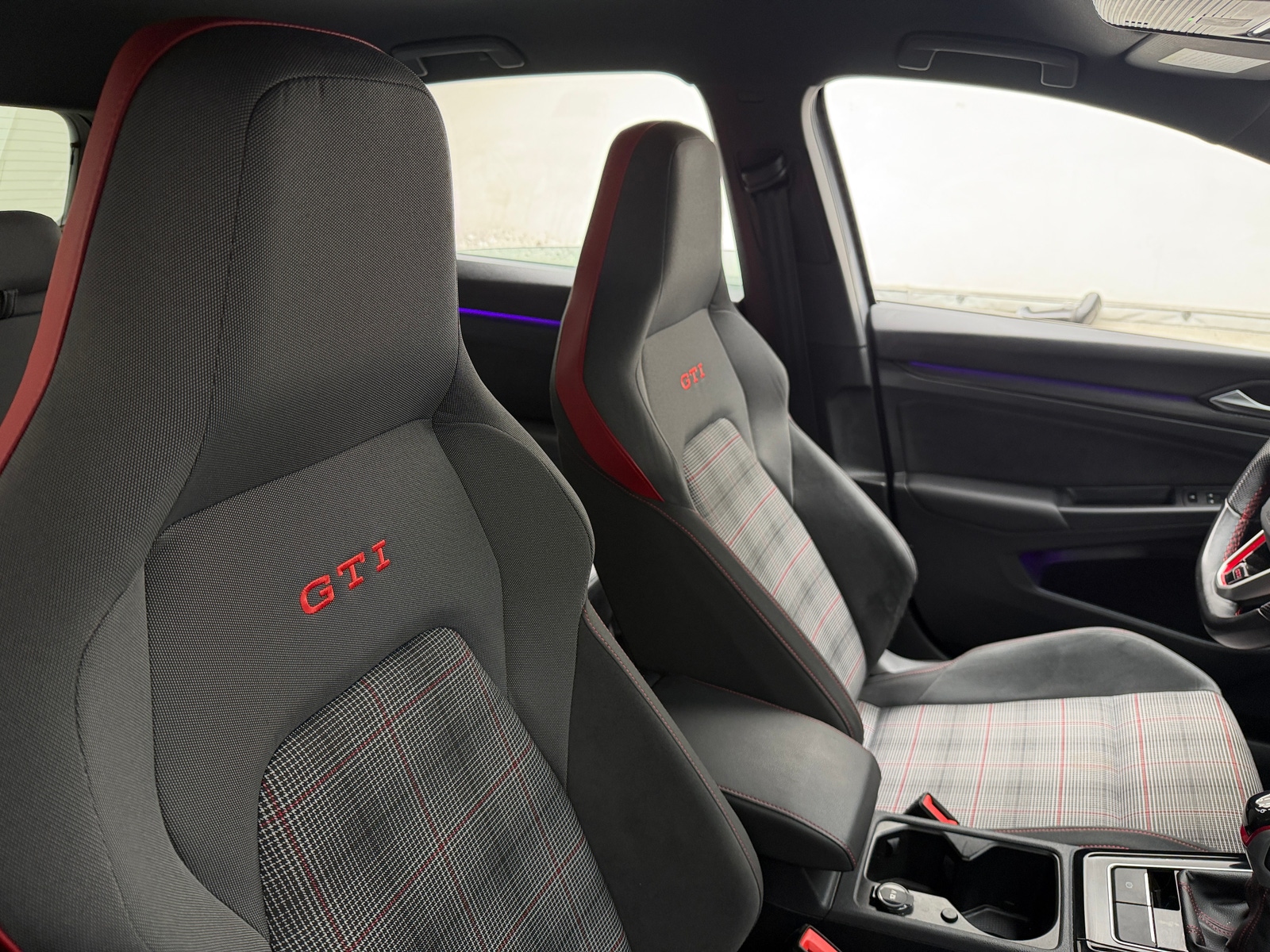 Thumbnail: 2024 Volkswagen Golf - 2