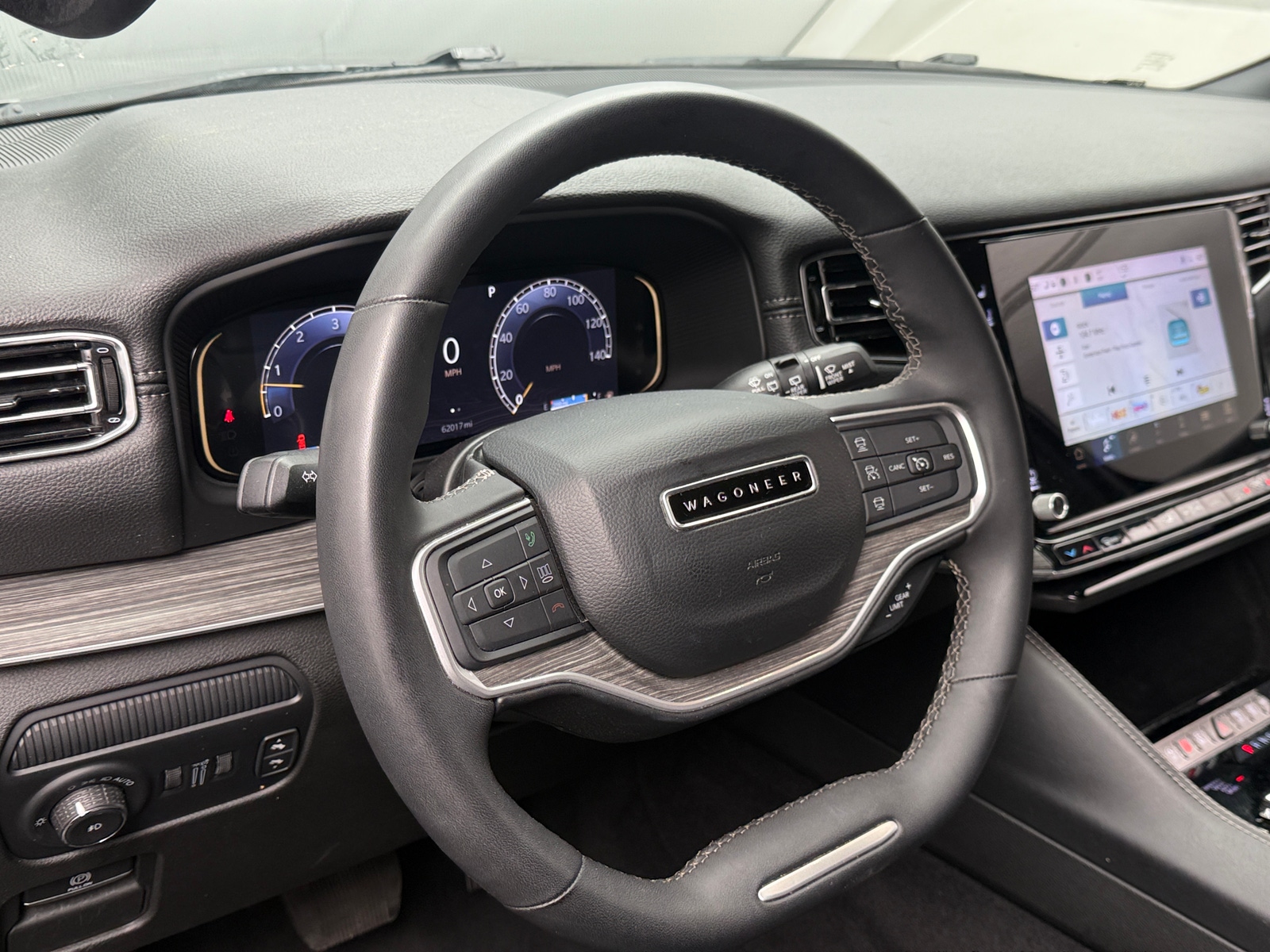 Thumbnail: 2024 Jeep Wagoneer - 4