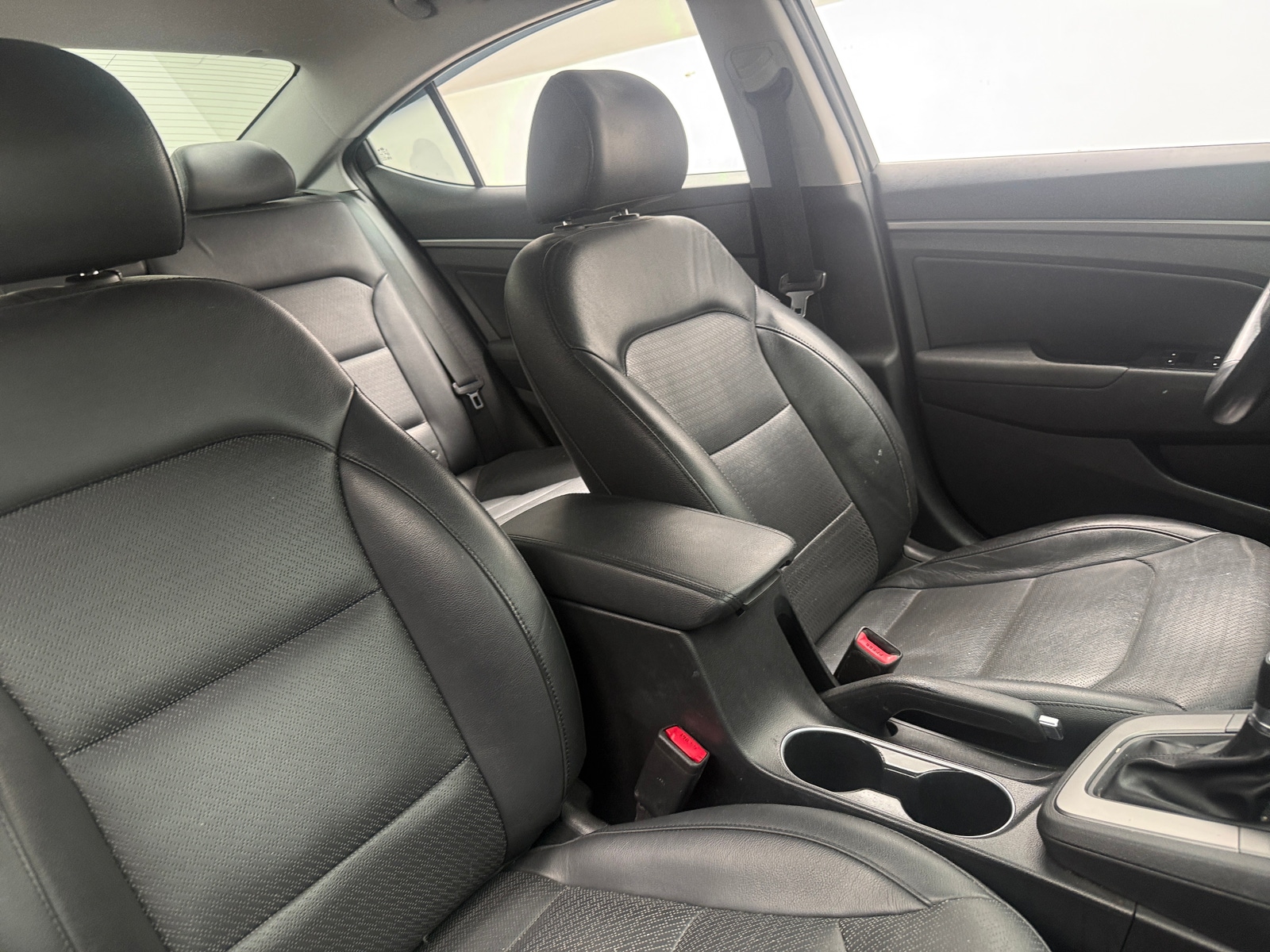 Thumbnail: 2017 Hyundai Elantra - 2