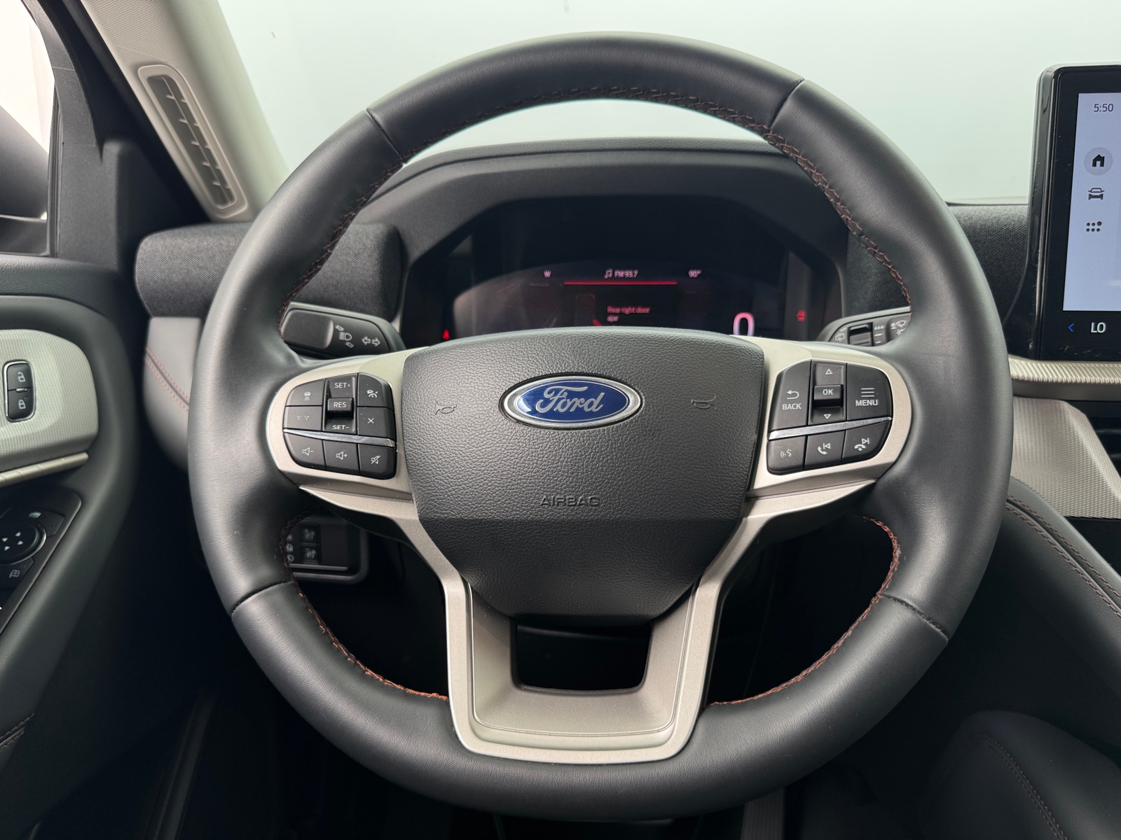 Thumbnail: 2026 Ford Explorer - 5