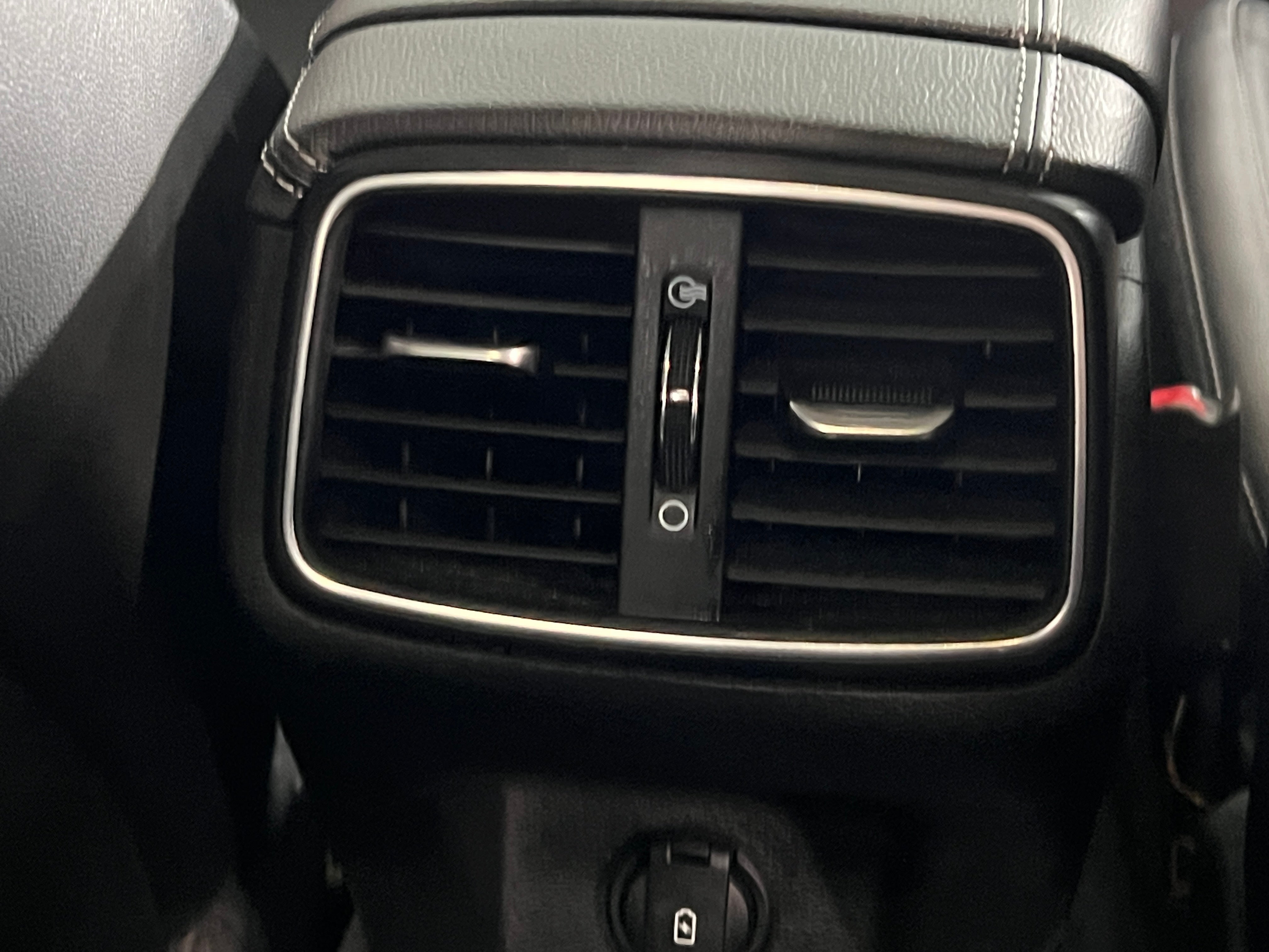 2023 GENESIS G70 Standard