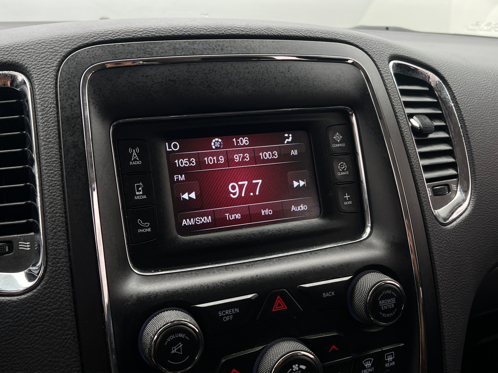Thumbnail: 2017 Dodge Durango - 4