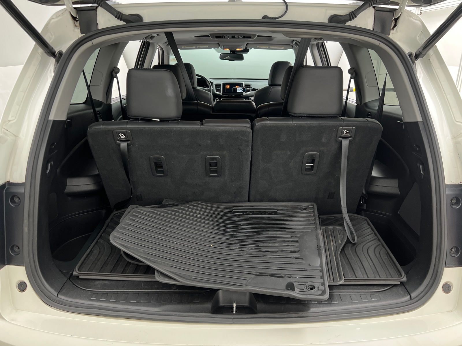 Thumbnail: 2018 Honda Pilot - 6