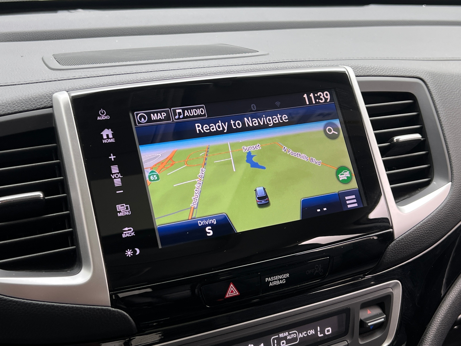 Thumbnail: 2018 Honda Pilot - 3