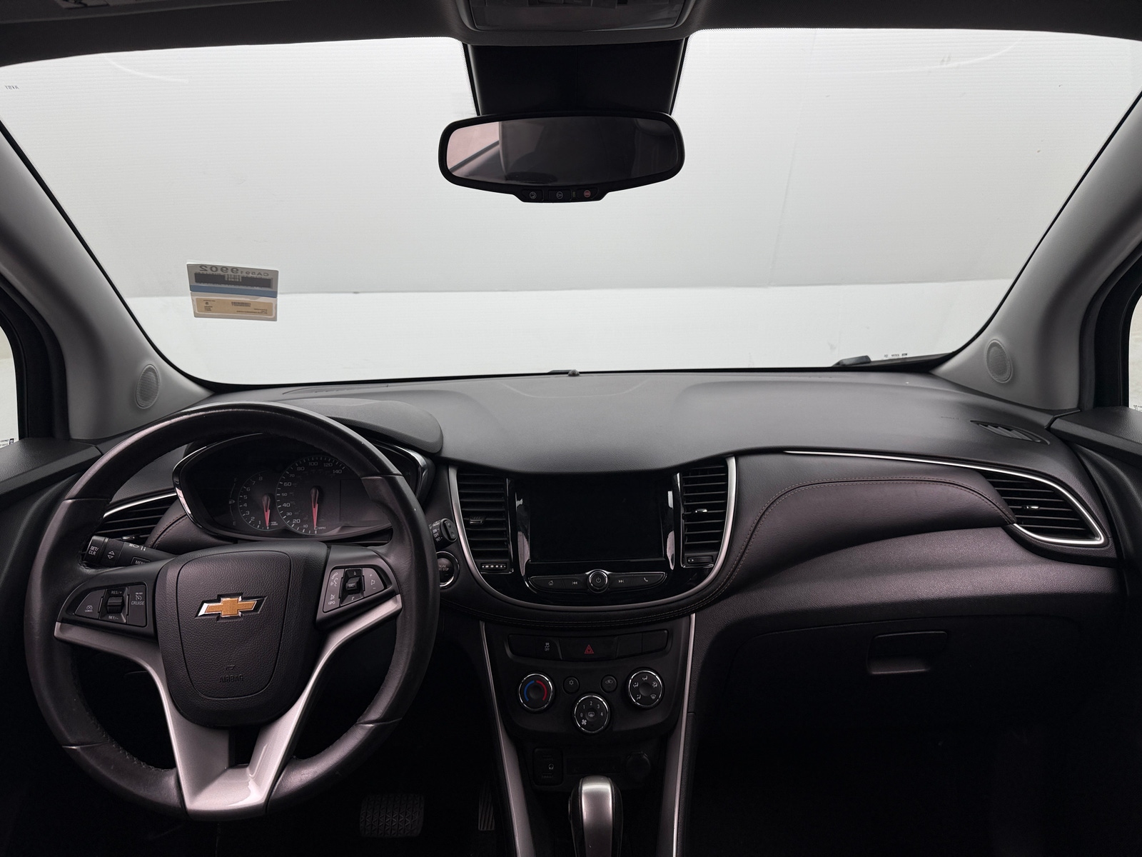 Thumbnail: 2021 Chevrolet Trax - 2