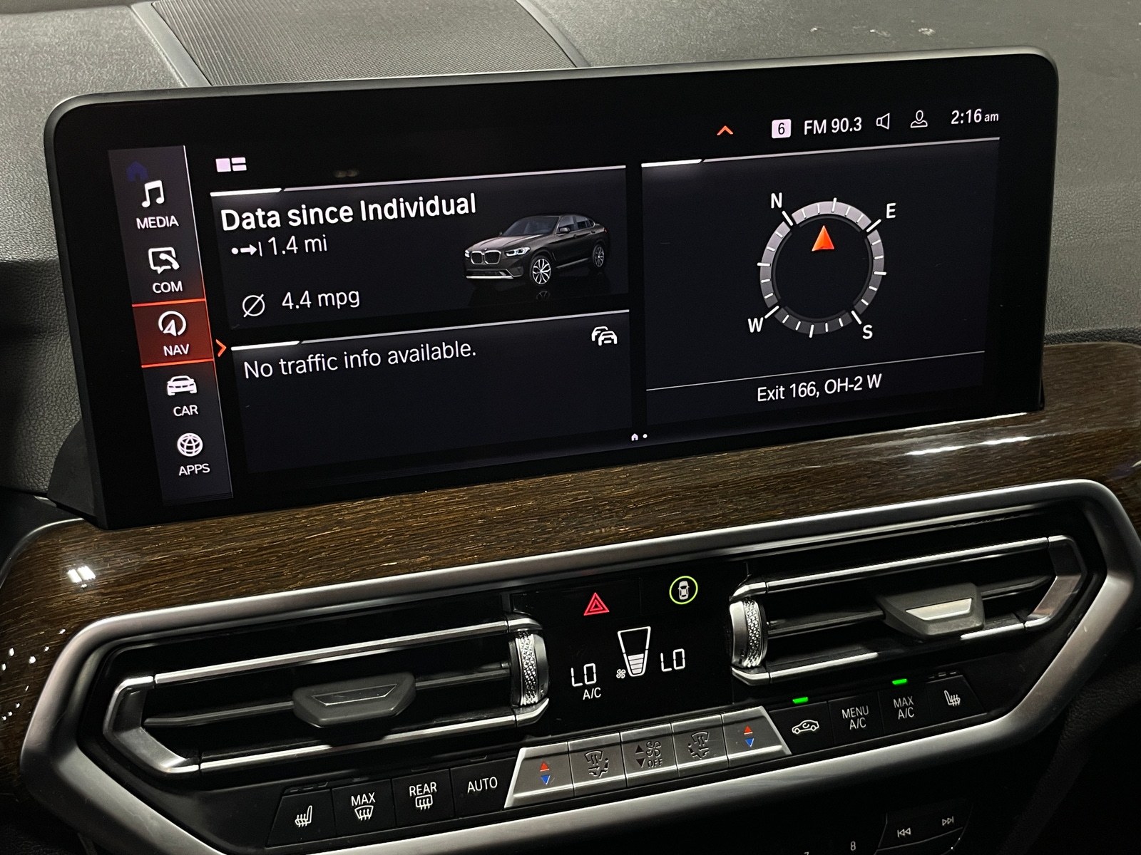Thumbnail: 2022 BMW X4 - 3