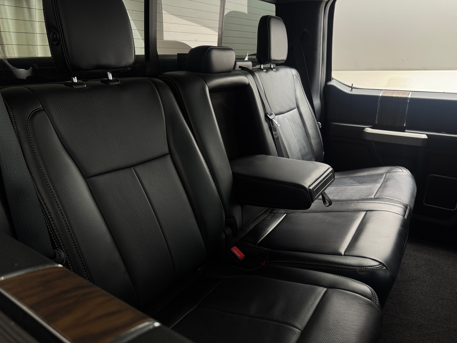 Thumbnail: 2018 Ford Econoline - 5