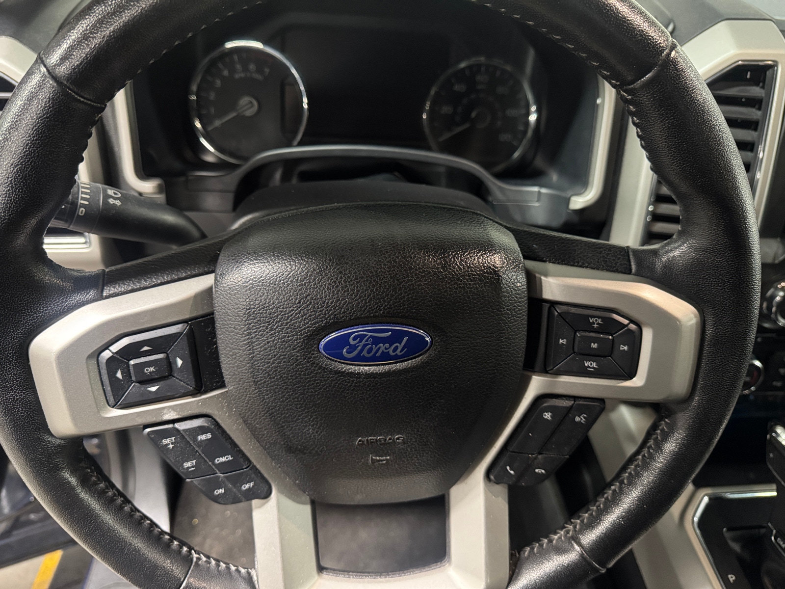 Thumbnail: 2018 Ford Econoline - 4