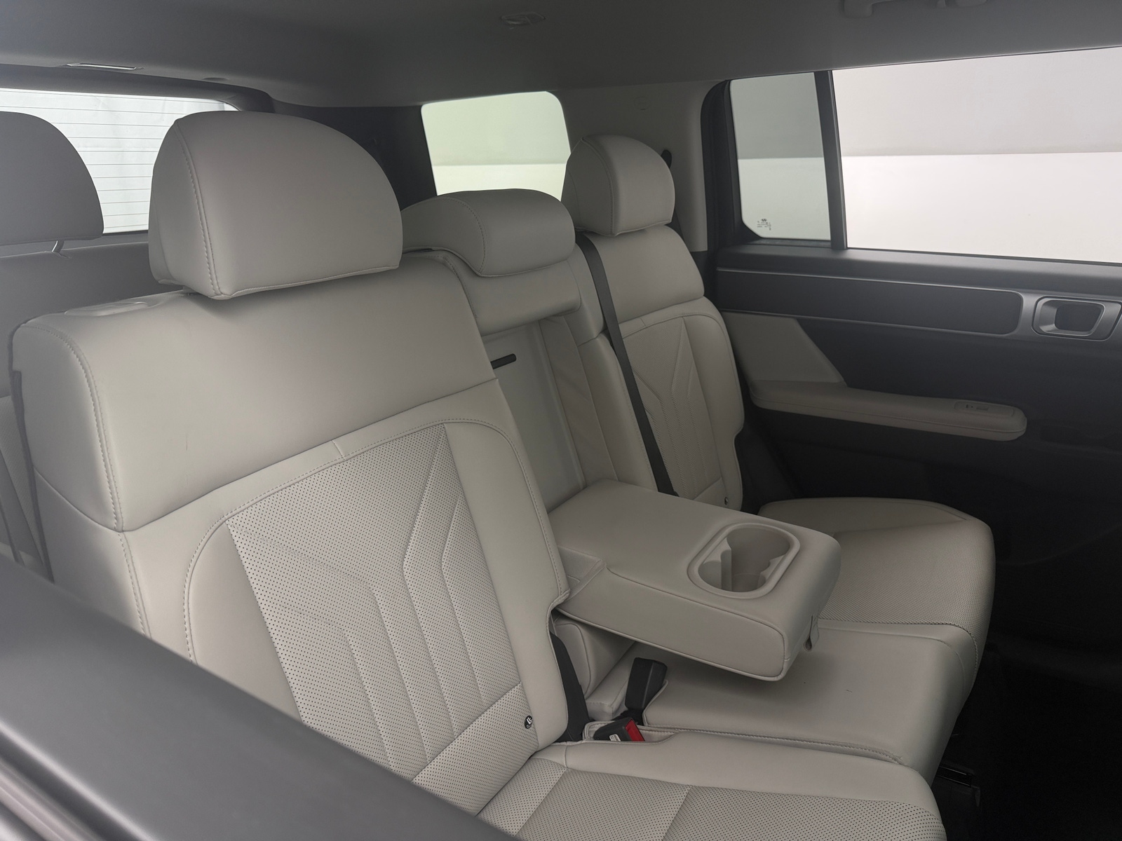 Thumbnail: 2026 Hyundai Santa Fe - 5