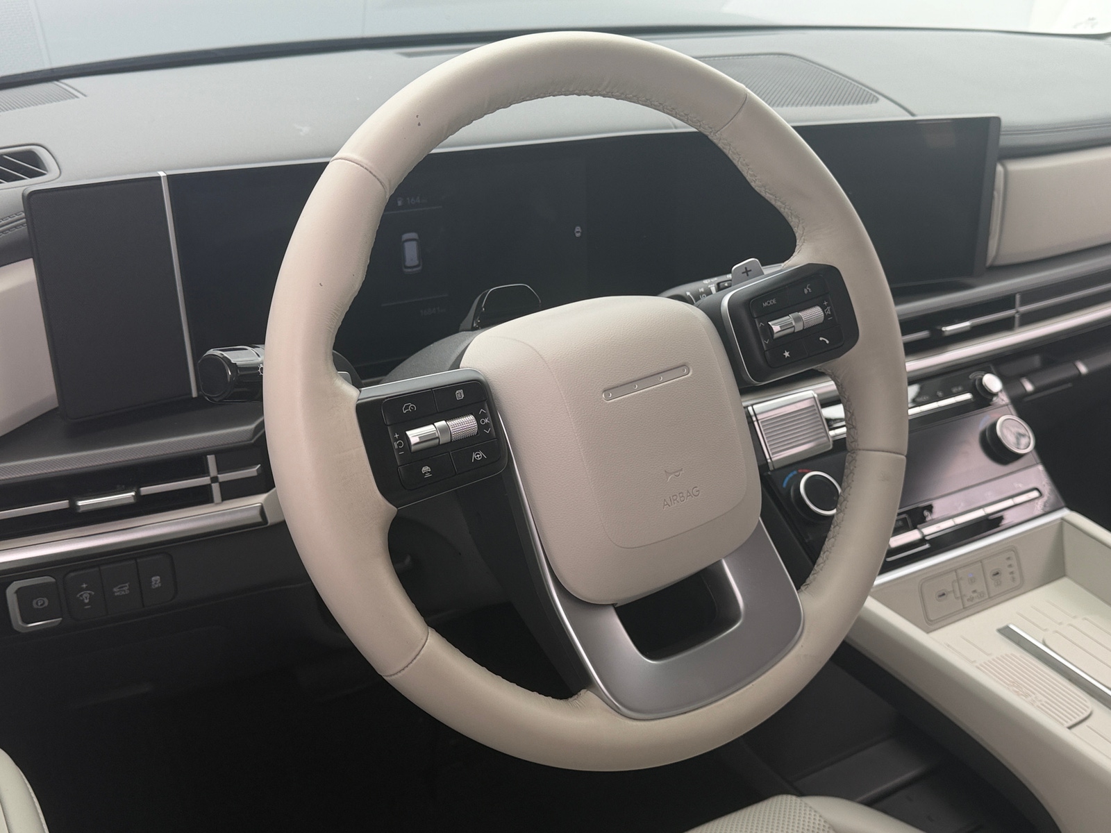 Thumbnail: 2026 Hyundai Santa Fe - 4