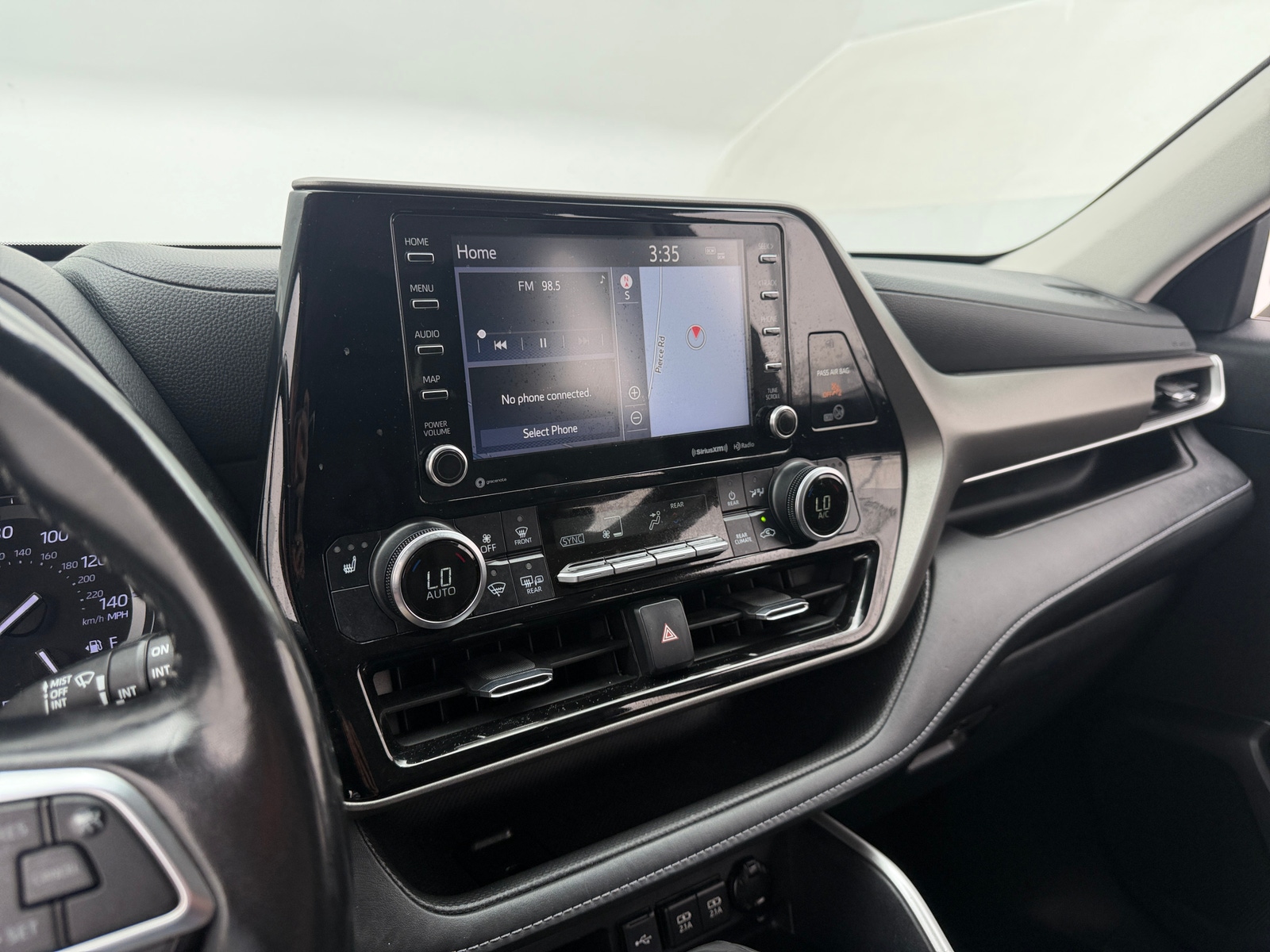 Thumbnail: 2020 Toyota Highlander - 3