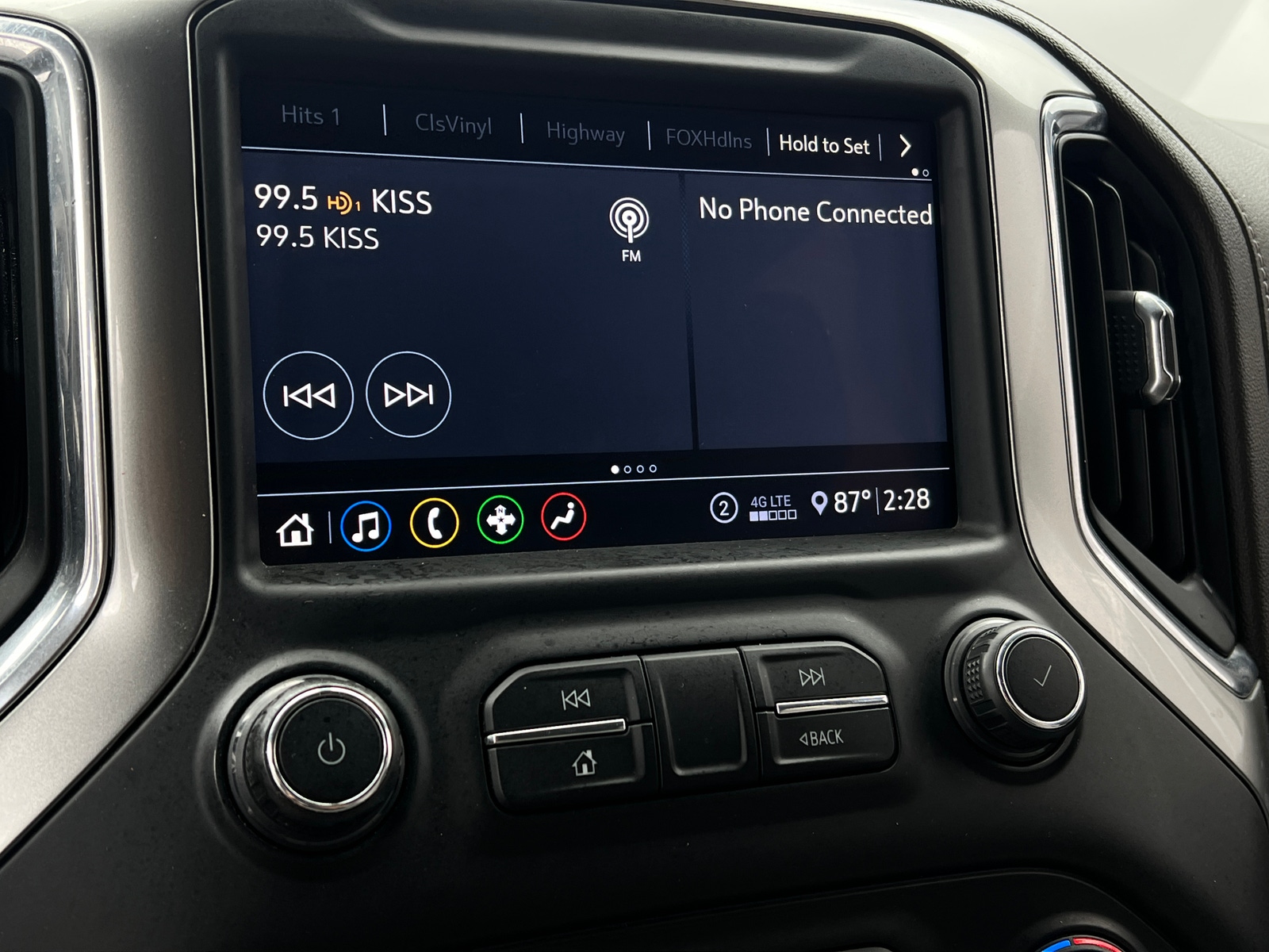 Thumbnail: 2020 Chevrolet Silverado 1500 - 4