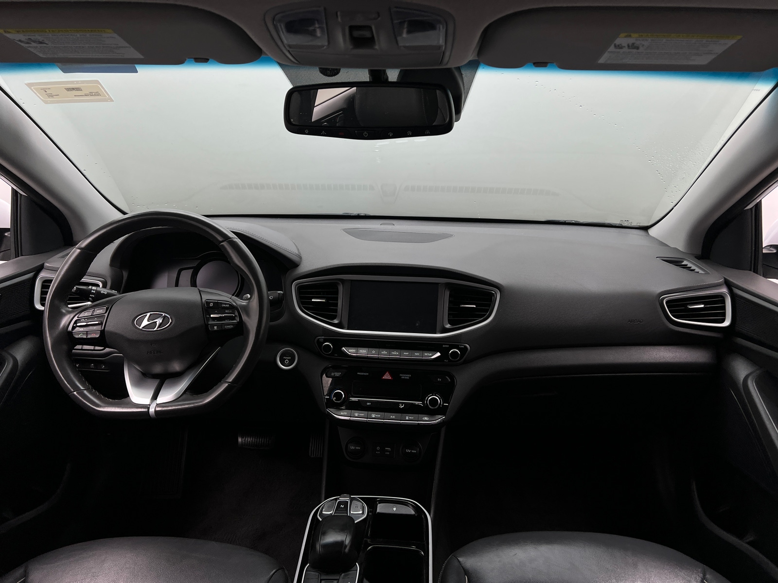 Thumbnail: 2019 Hyundai Ioniq - 2