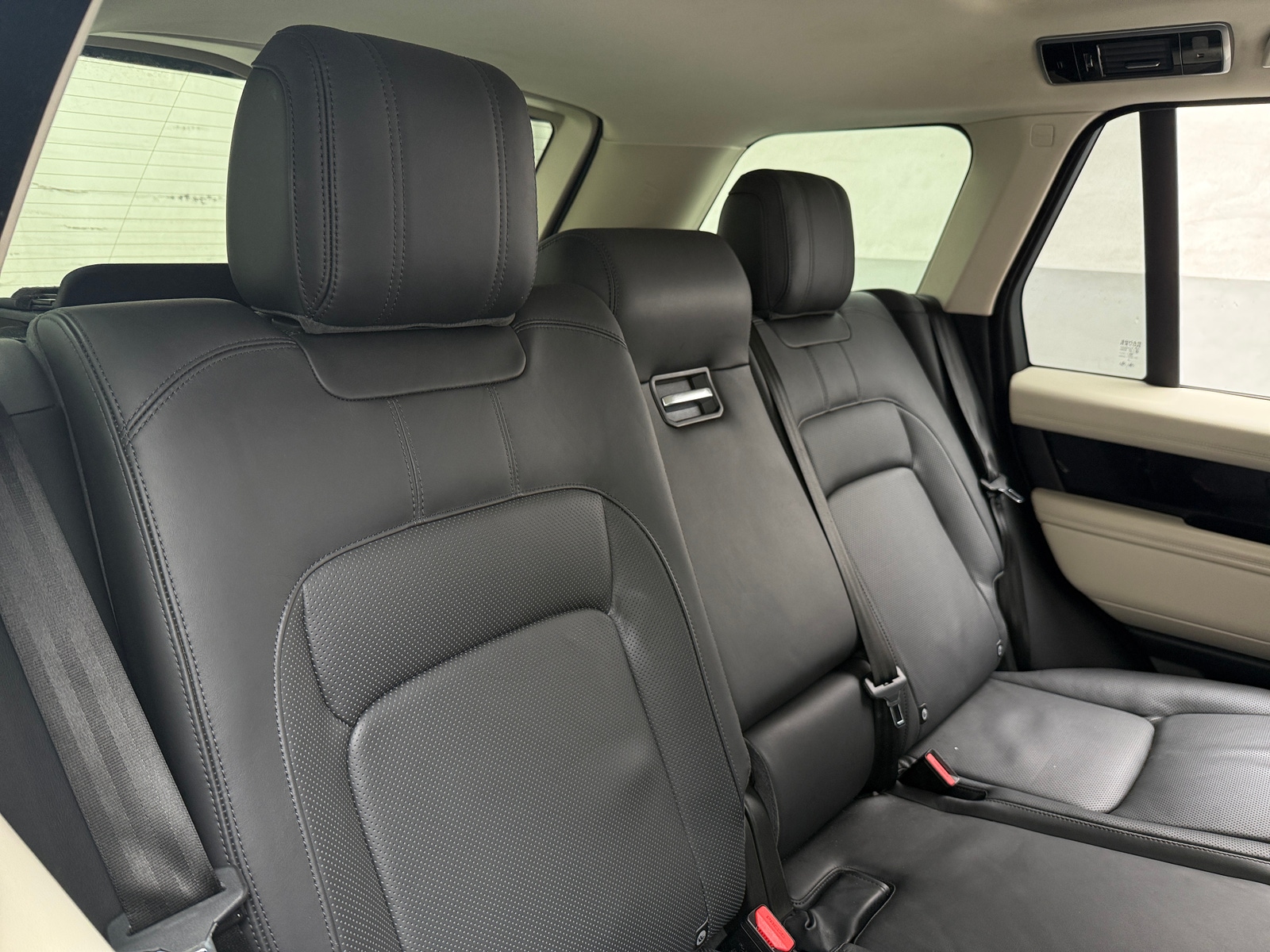 Thumbnail: 2020 Land Rover Range Rover - 5