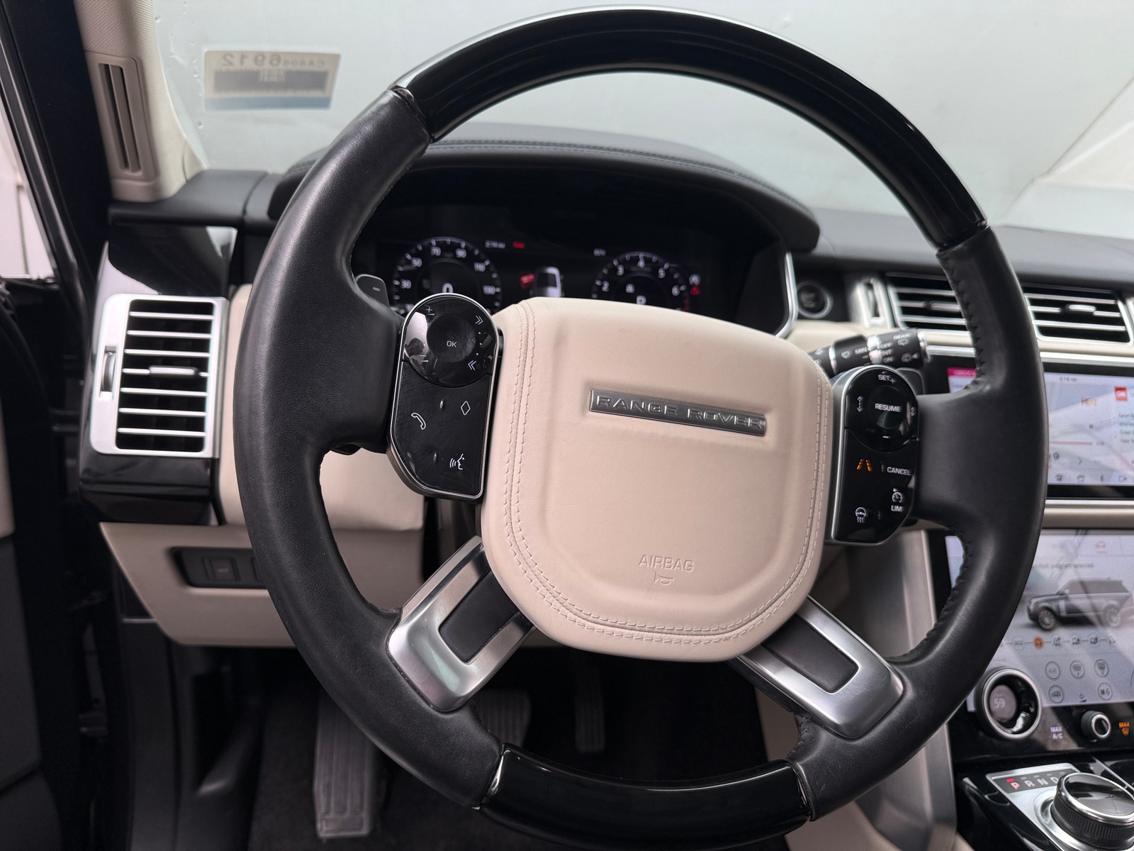 Thumbnail: 2020 Land Rover Range Rover - 4