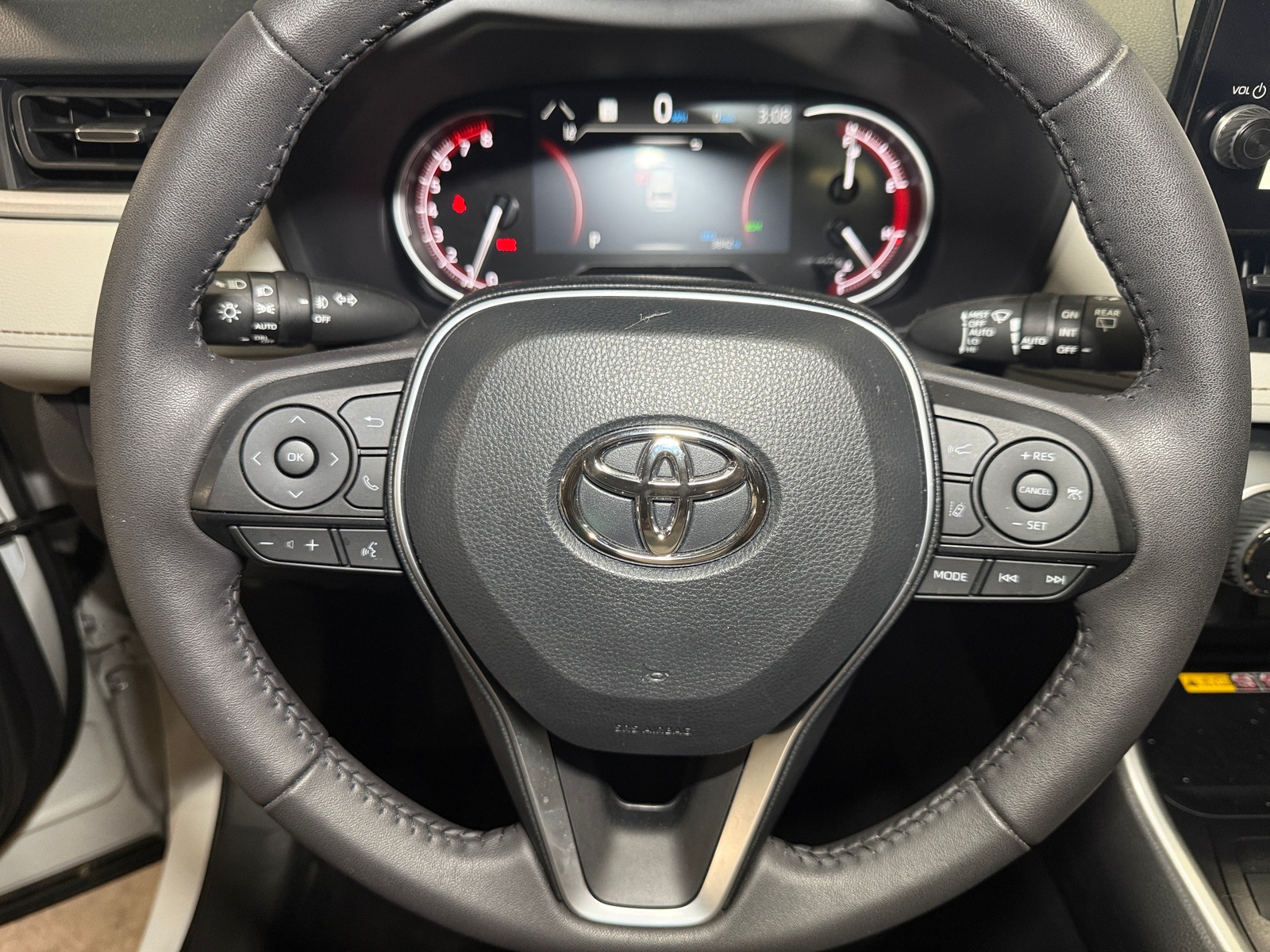 Thumbnail: 2025 Toyota RAV4 - 4