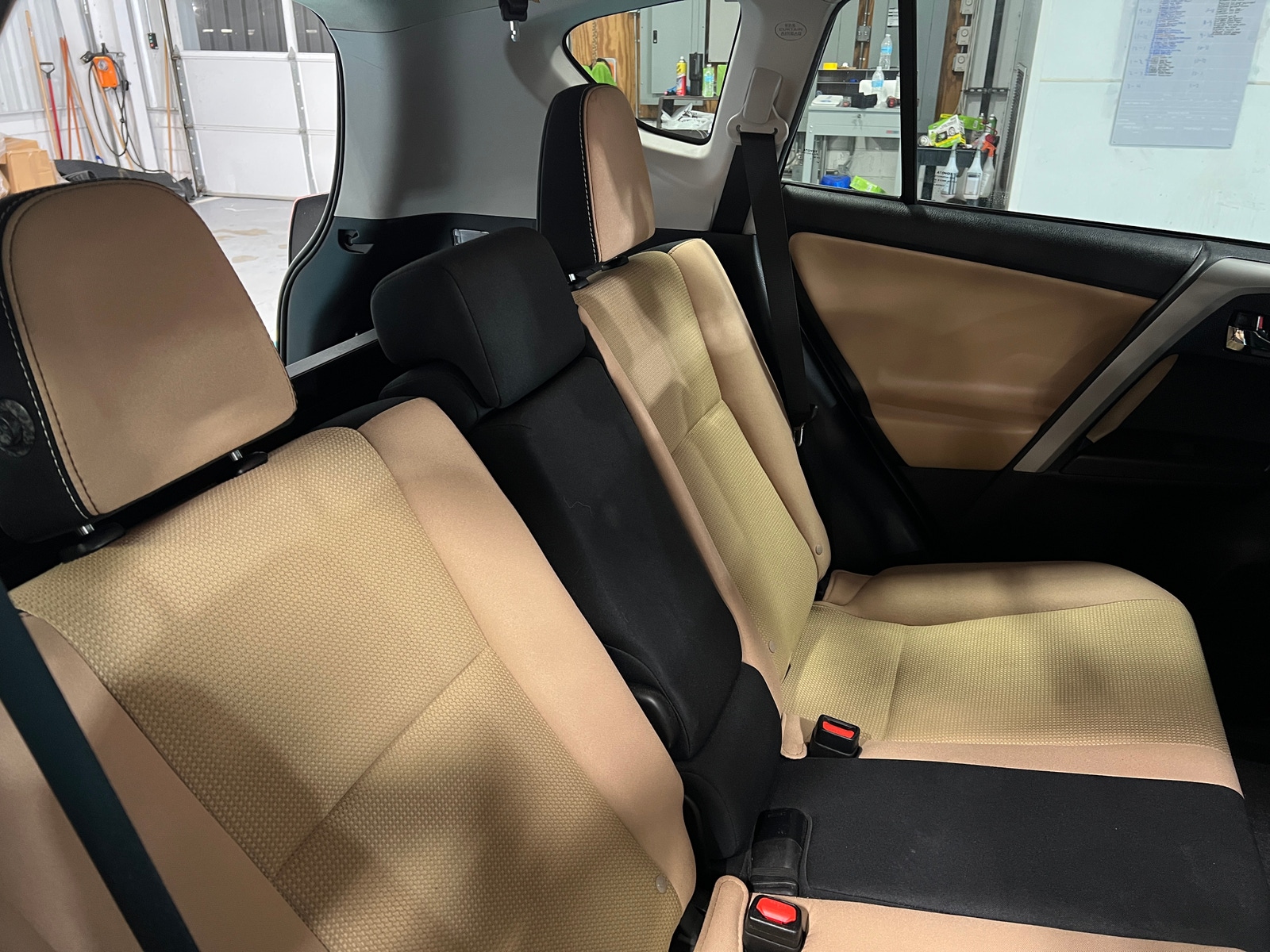 Thumbnail: 2018 Toyota RAV4 - 6