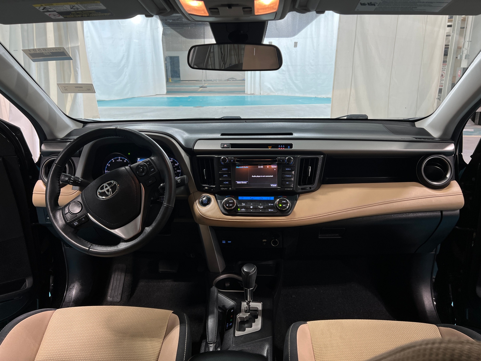 Thumbnail: 2018 Toyota RAV4 - 3